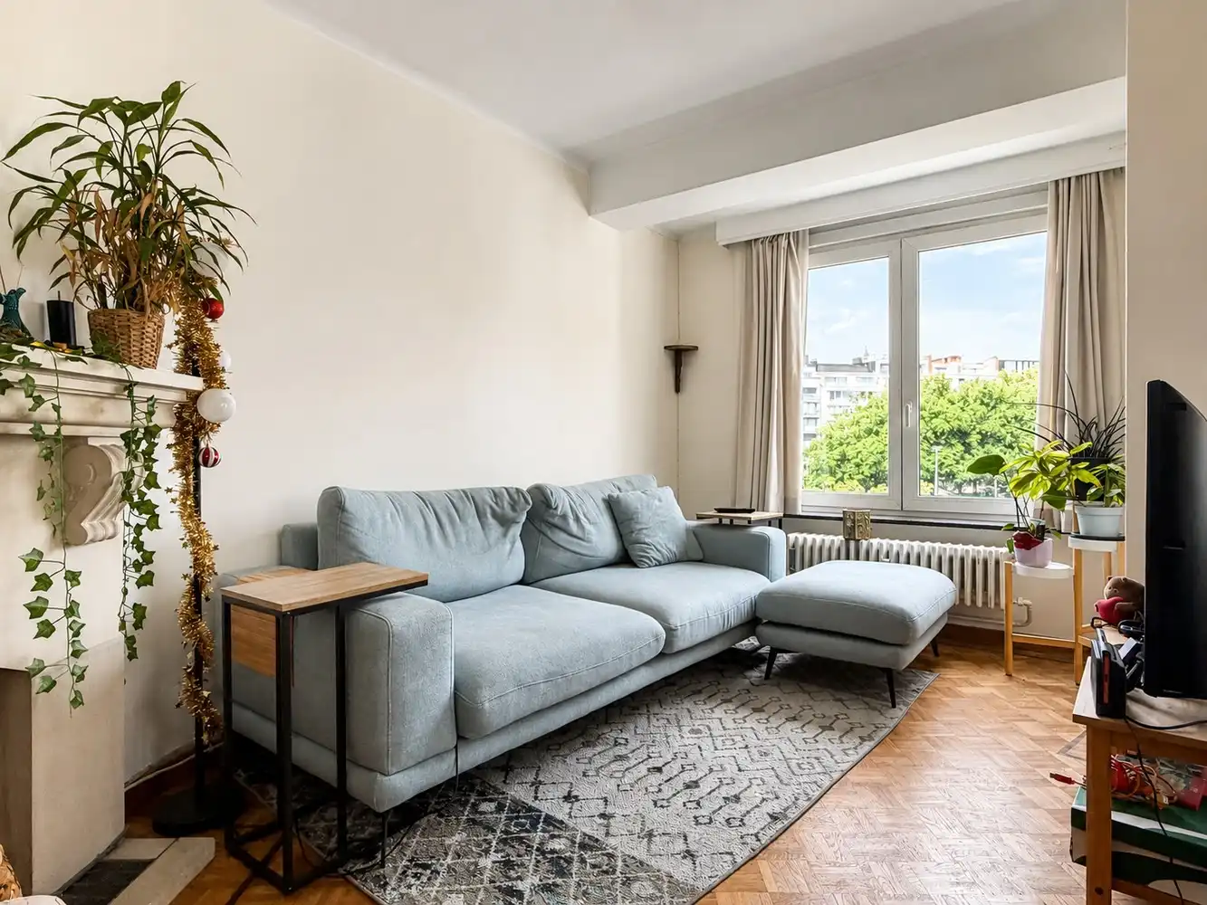 Energiezuinig twee slaapkamer appartement met mooi zicht over het Zuidpark foto 2