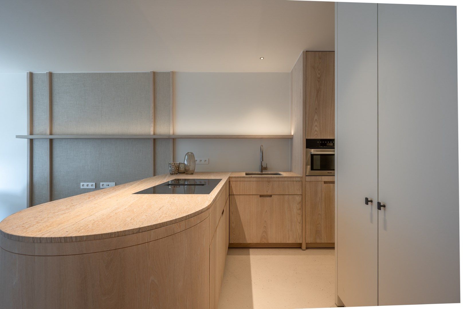 Luxueus gerenoveerd appartement nabij het Driehoeksplein  foto 11
