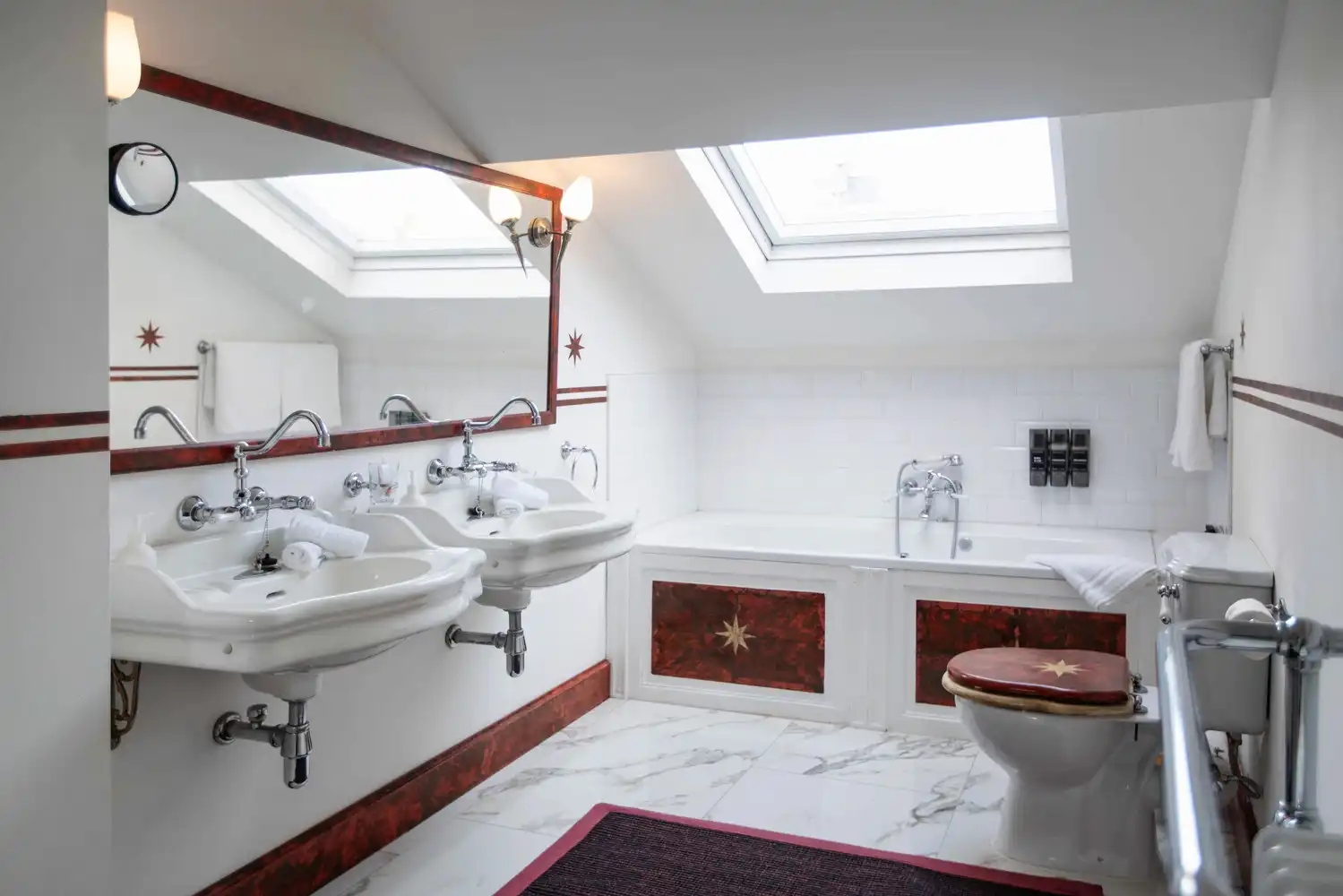 Ruime en luxueuze neoclassicistische herenwoning incl. dubbele garage en veelzijdige mogelijkheden op toplocatie te Antwerpen-Zuid foto 31