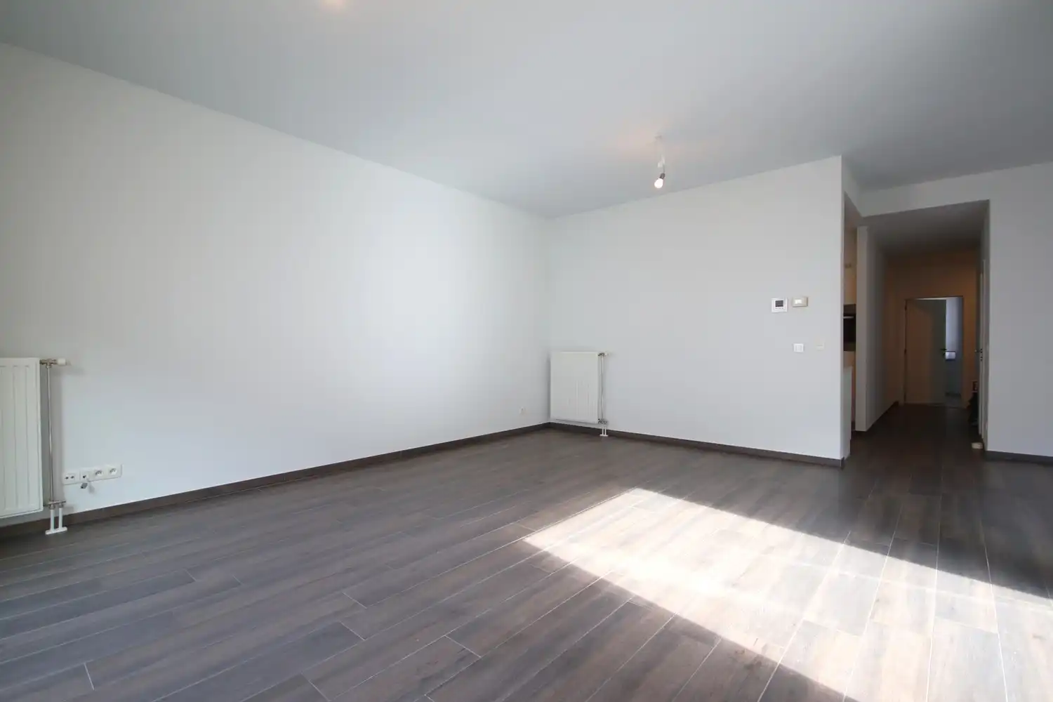 Modern gelijkvloers appartement met 2 slaapkamers en groot terras foto 20