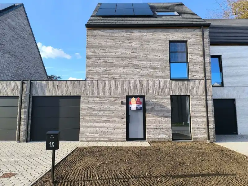 Nieuwbouwwoning 4 slpk foto {{pictureIndex}}