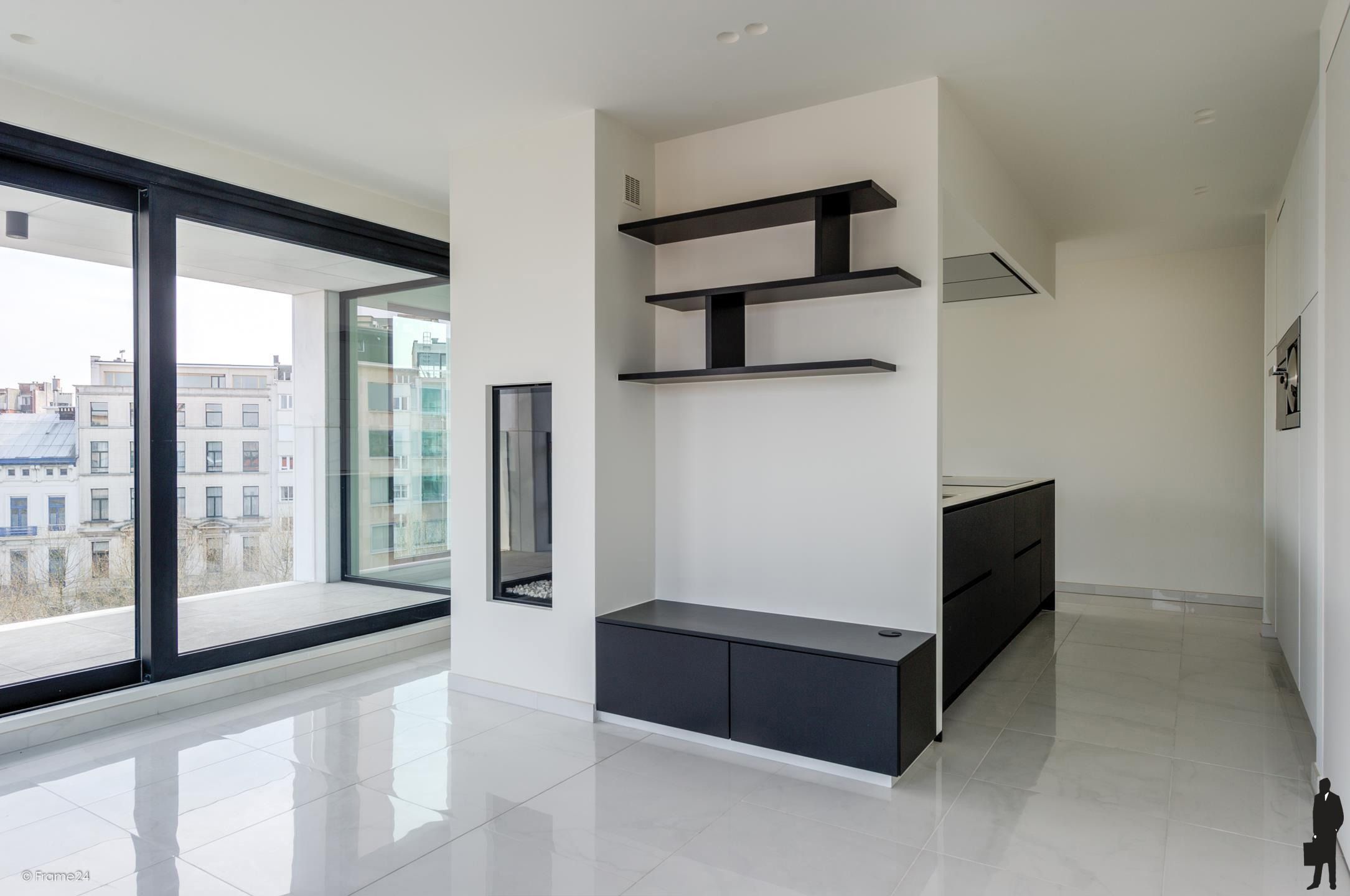 Luxueuze penthouse met terras in hartje Antwerpen. foto 7