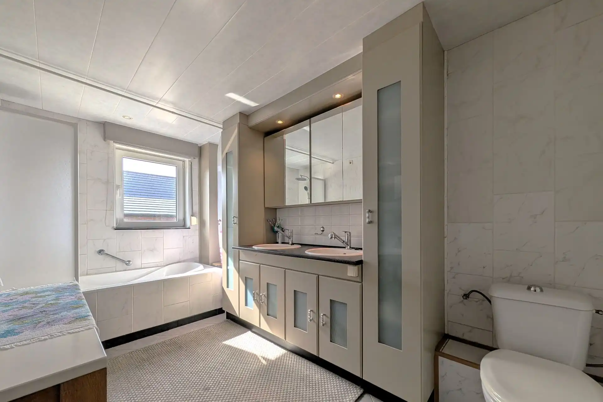 Hoekwoning met 4 slaapkamers in Veldwezelt foto 13