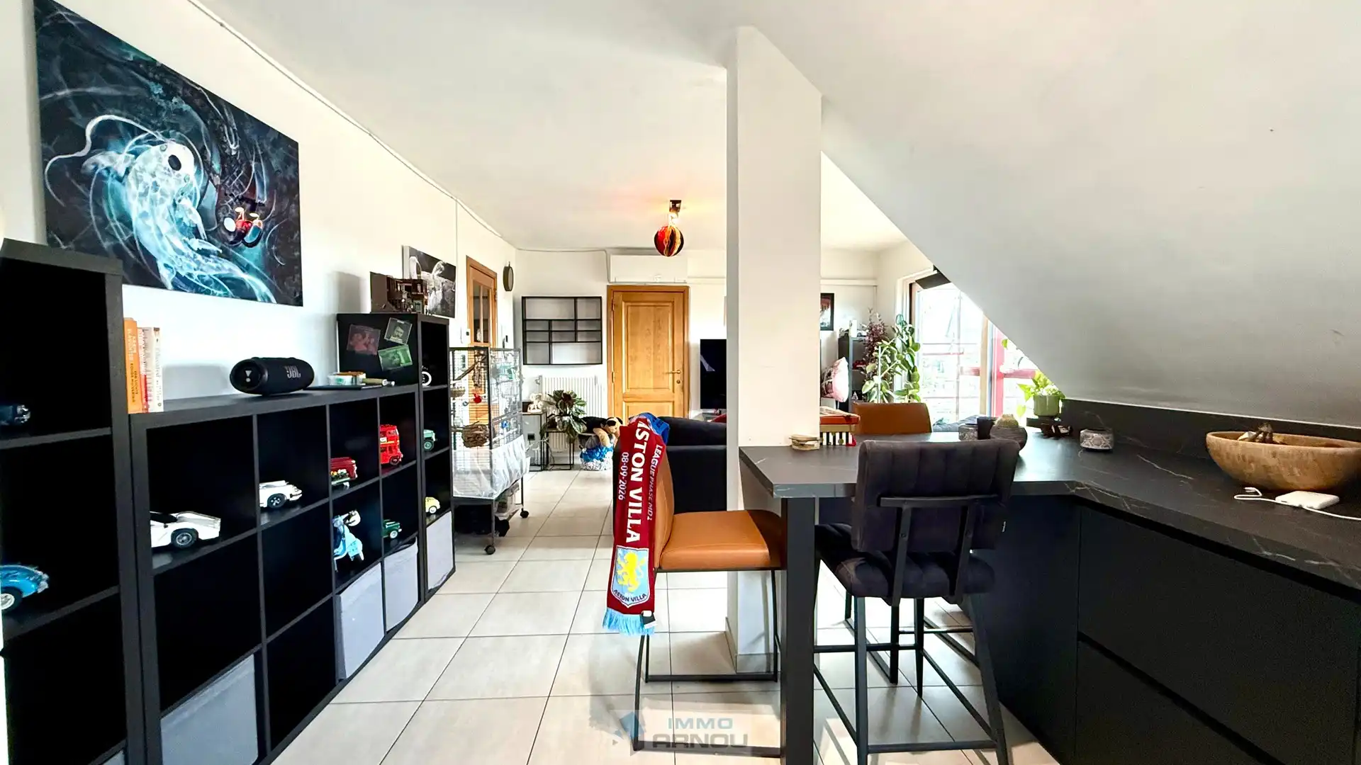 Dakappartement met twee slaapkamers en terras in het centrum foto 6