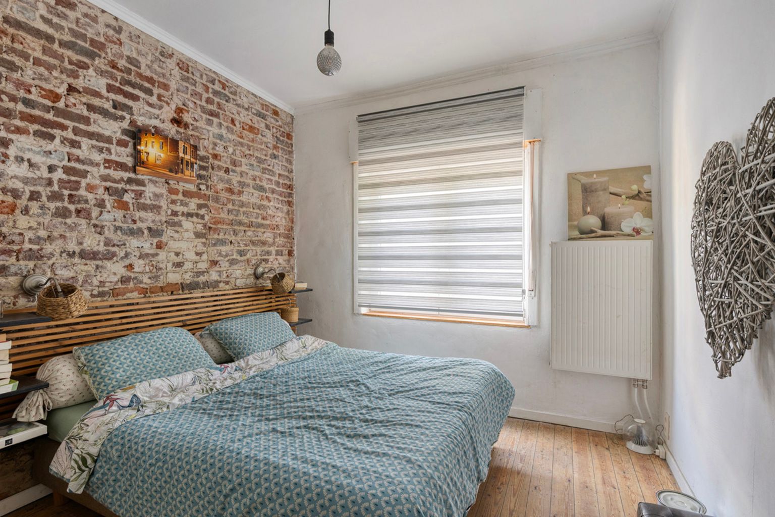 Gerenoveerde 3-gevelwoning centraal gelegen te Asse foto 12