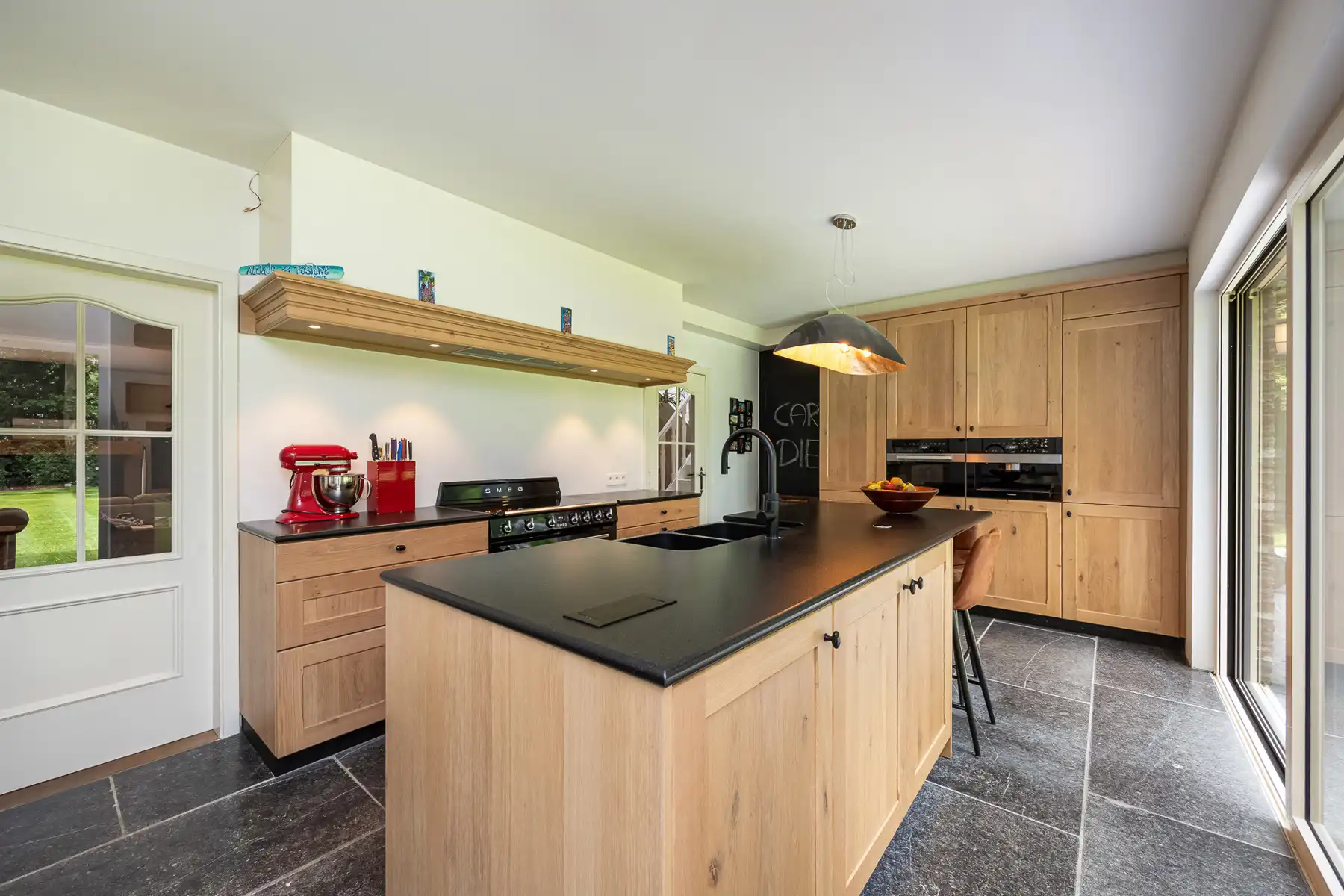 Exclusieve gemeubileerde villa op 2.050m² te Schilde-Bergen foto 9