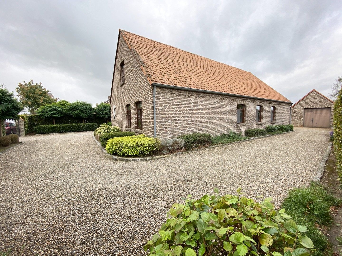 Landelijke woning met paardenweide nabij Nederlandse grens foto 4