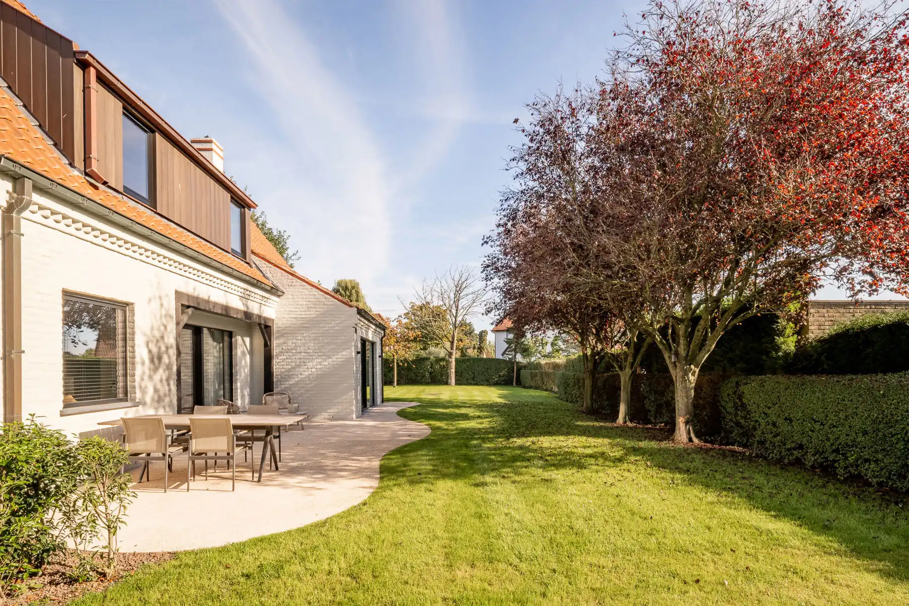 Gerenoveerde villa op royaal perceel nabij centrum Knokke foto 4