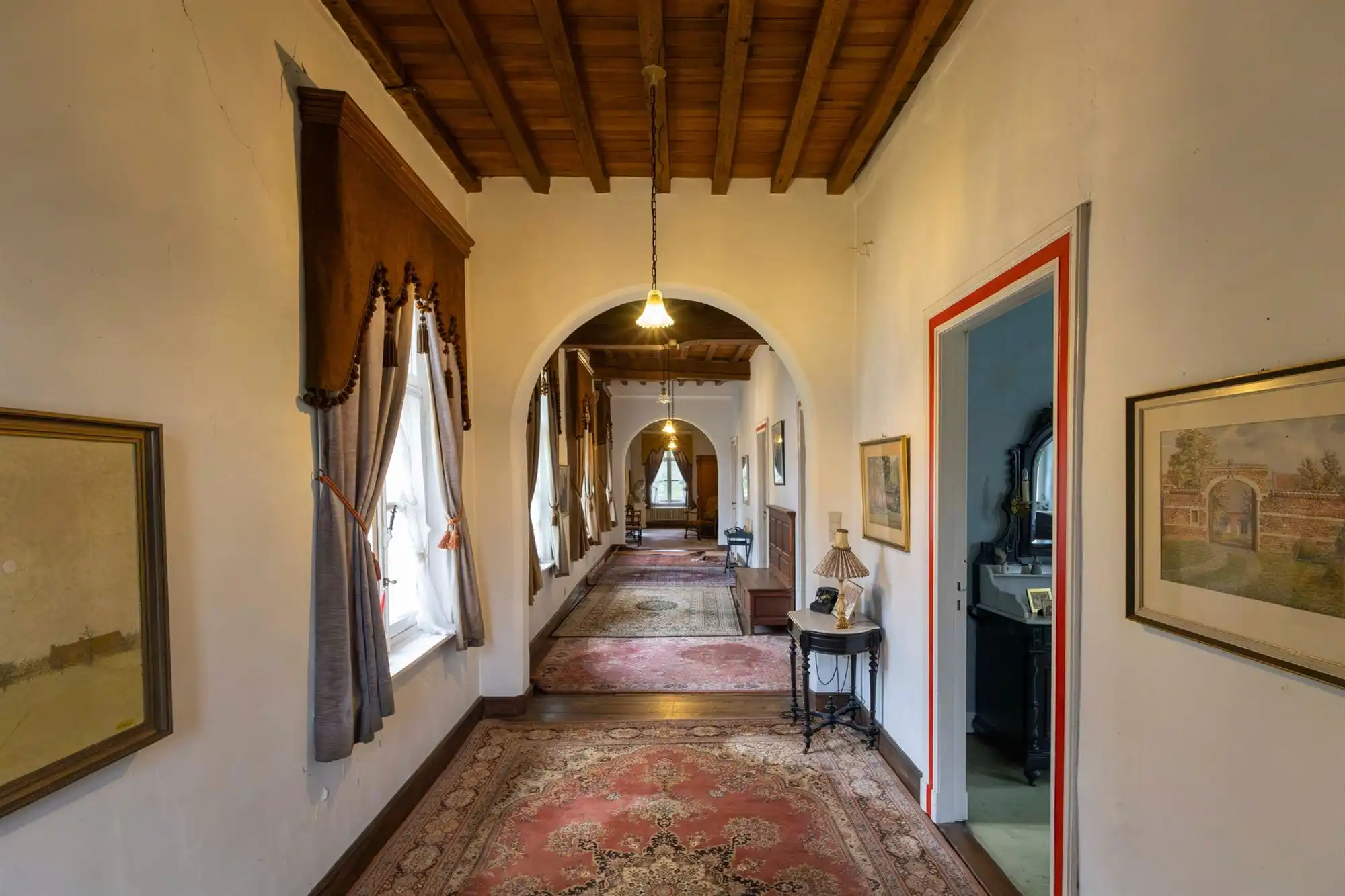 Kasteelhoeve op uniek perceel foto 13