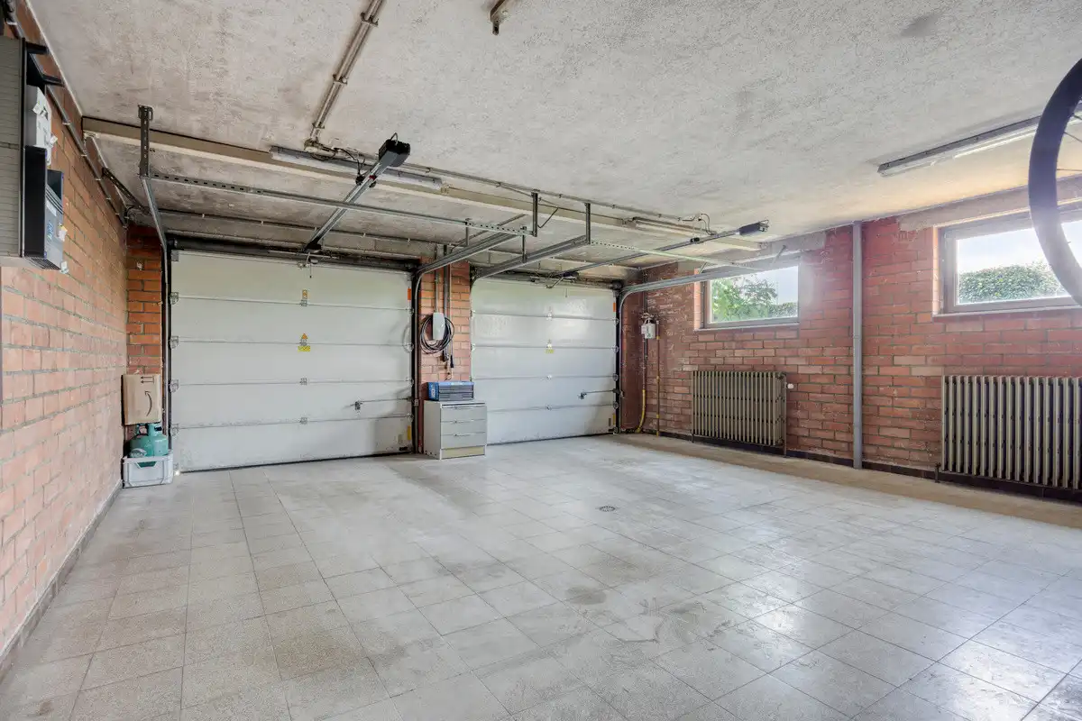 TIJDLOZE VOLLEDIG GERENOVEERDE VILLA OP EEN PERCEEL VAN 16A81CA TE RIEMST foto 22