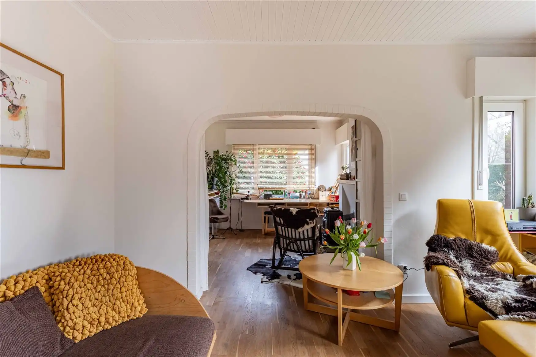 Een huis met karakter. Een tuin met sfeer foto 4