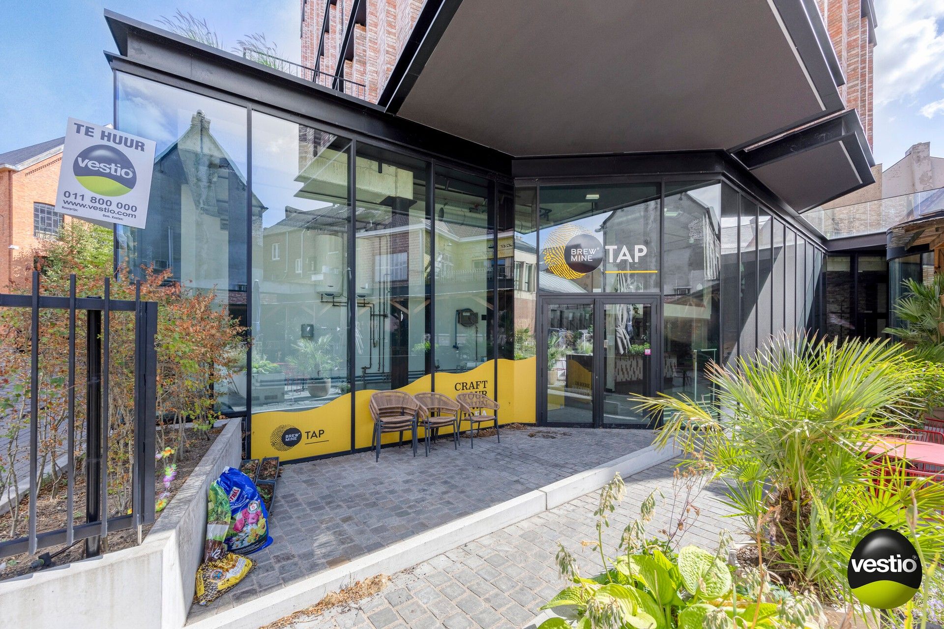 Polyvalent handelspand van ca. 245 m² op strategische locatie in centrum Hasselt. foto 4