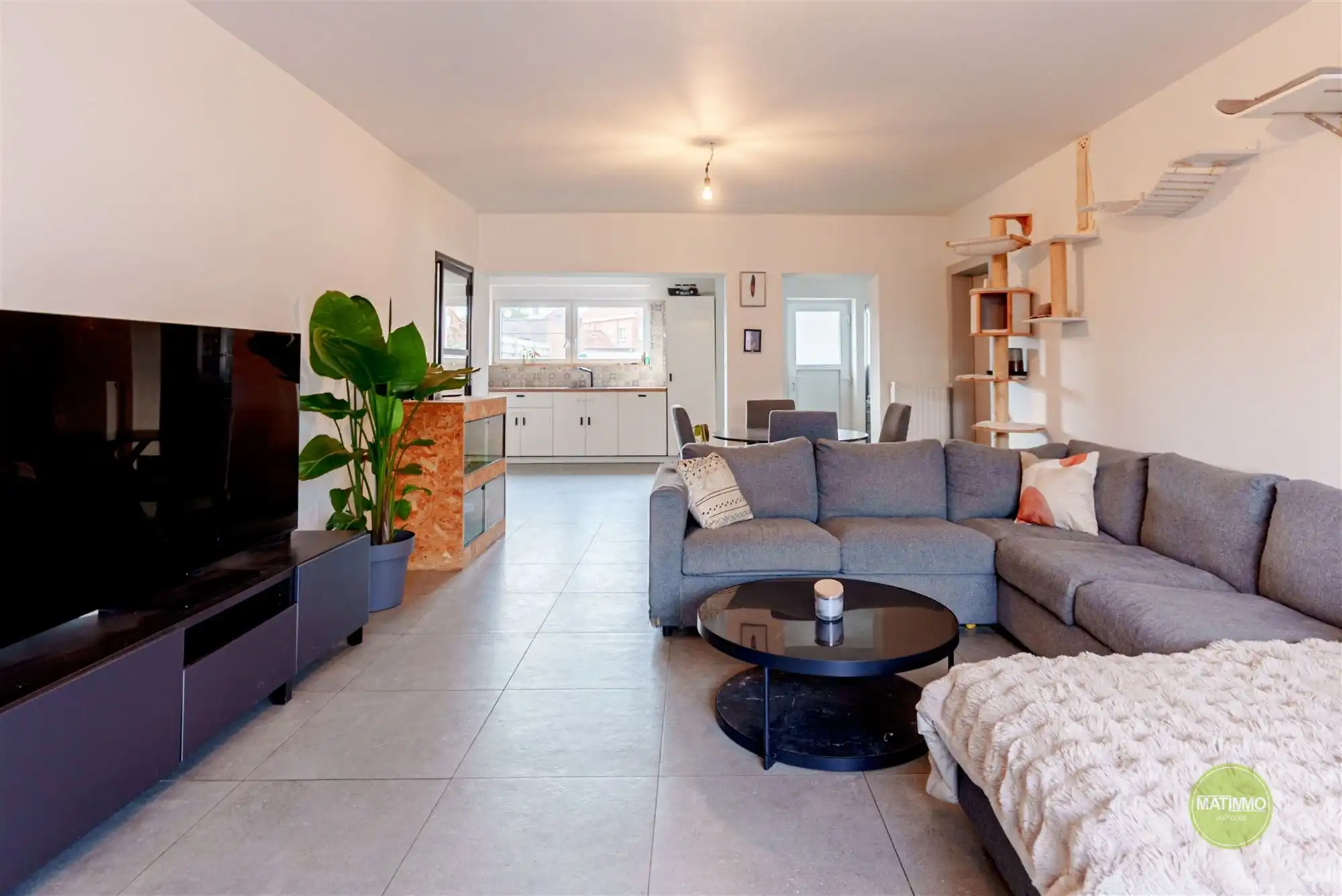 Volledig gerenoveerde woning met 3 slaapkamers in Mol foto 3