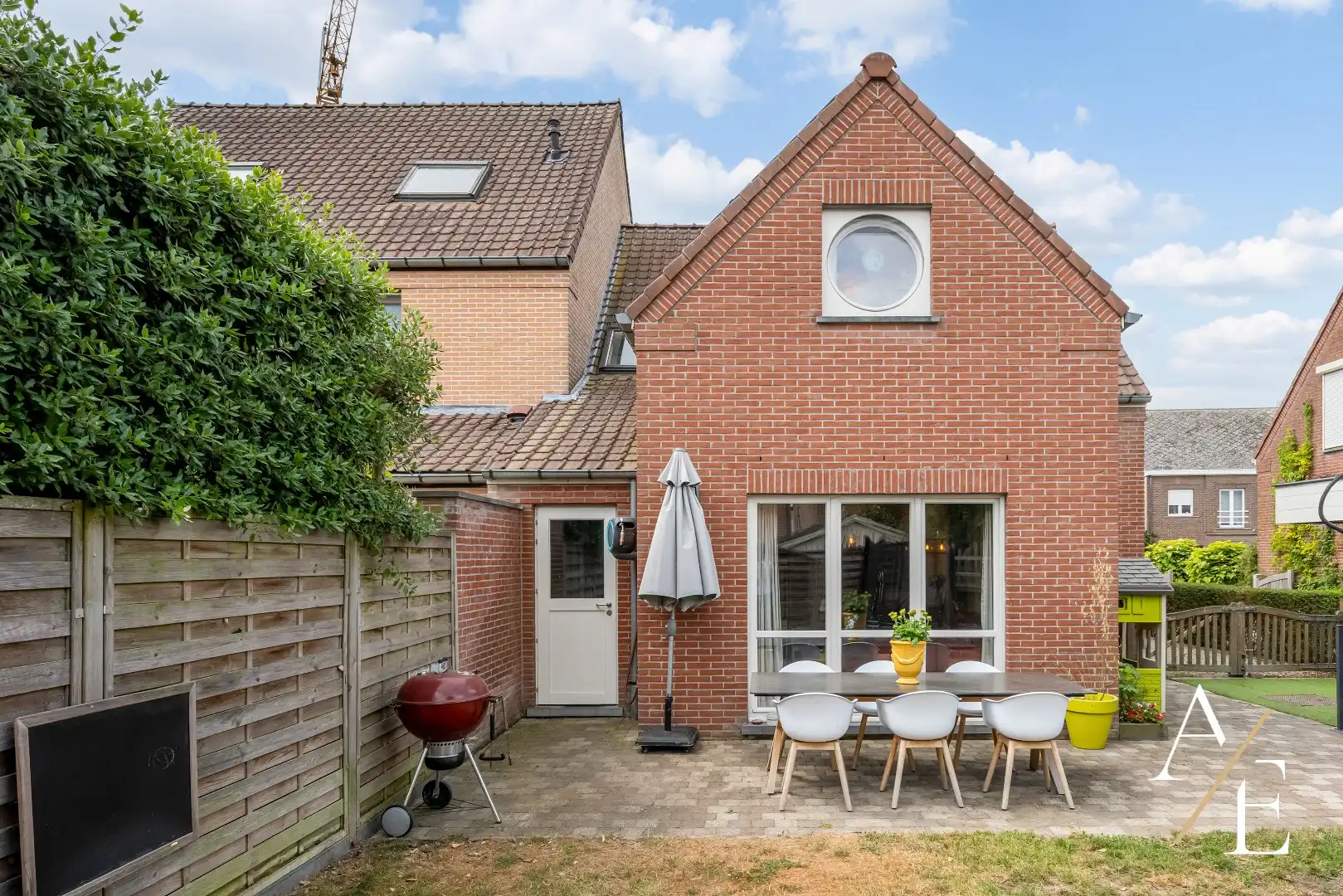 WETTEREN - Gezellige halfopen woning met 4 slpk en tuin! foto 7