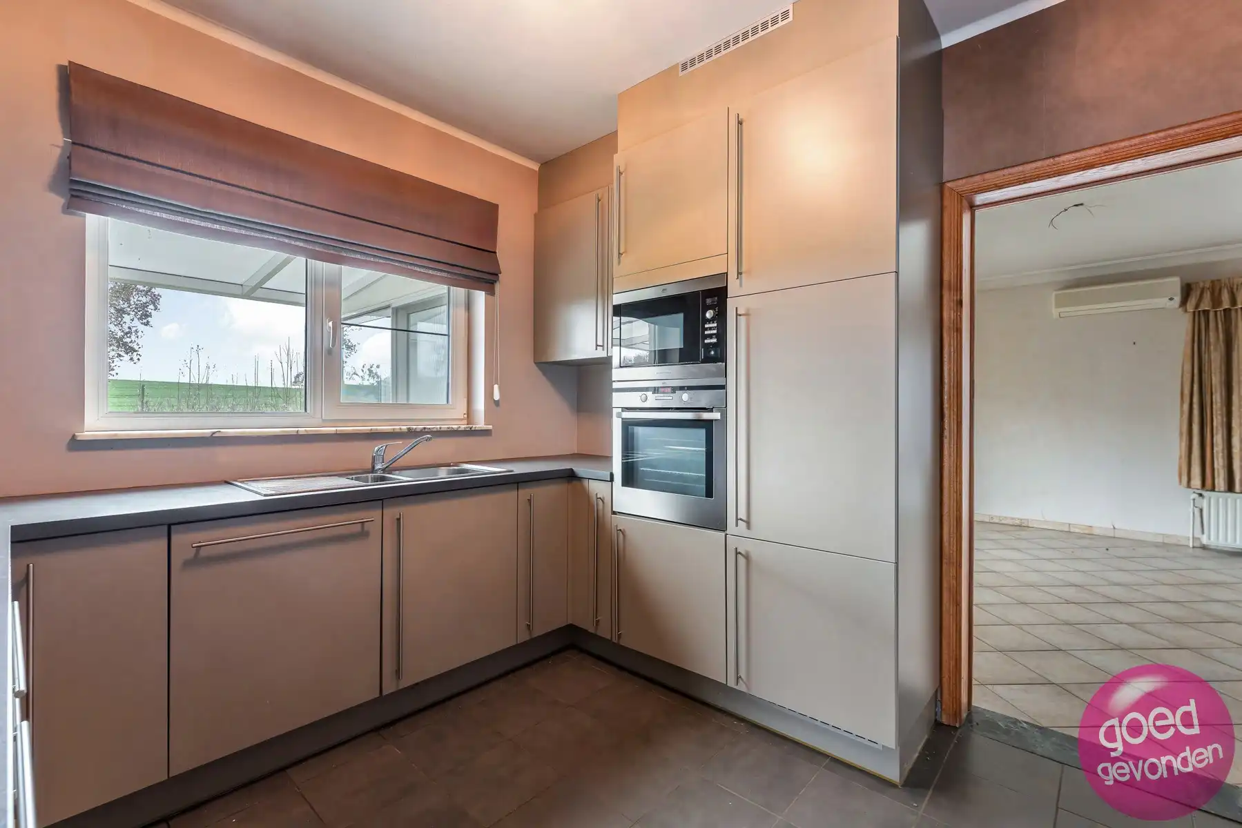 VILLA - 5 tot 6 SLK - TERRAS - TUIN - VERANDA - GARAGE foto 6