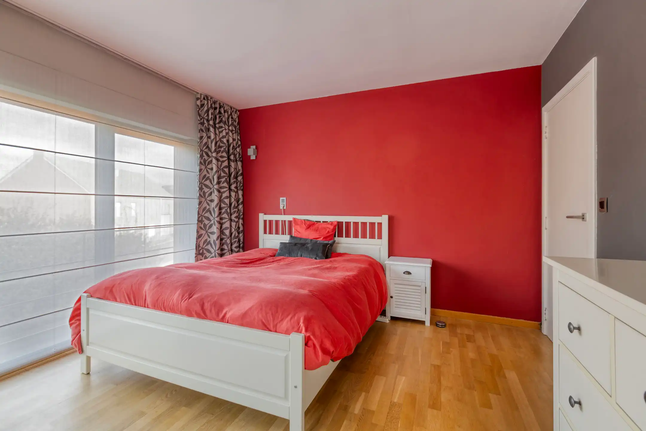 Hoogwaardig afgewerkte woning in hartje Wezemaal foto 24