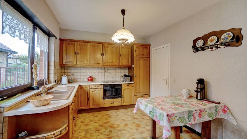 Rustig gelegen woning van 132m² op 7 are foto 6