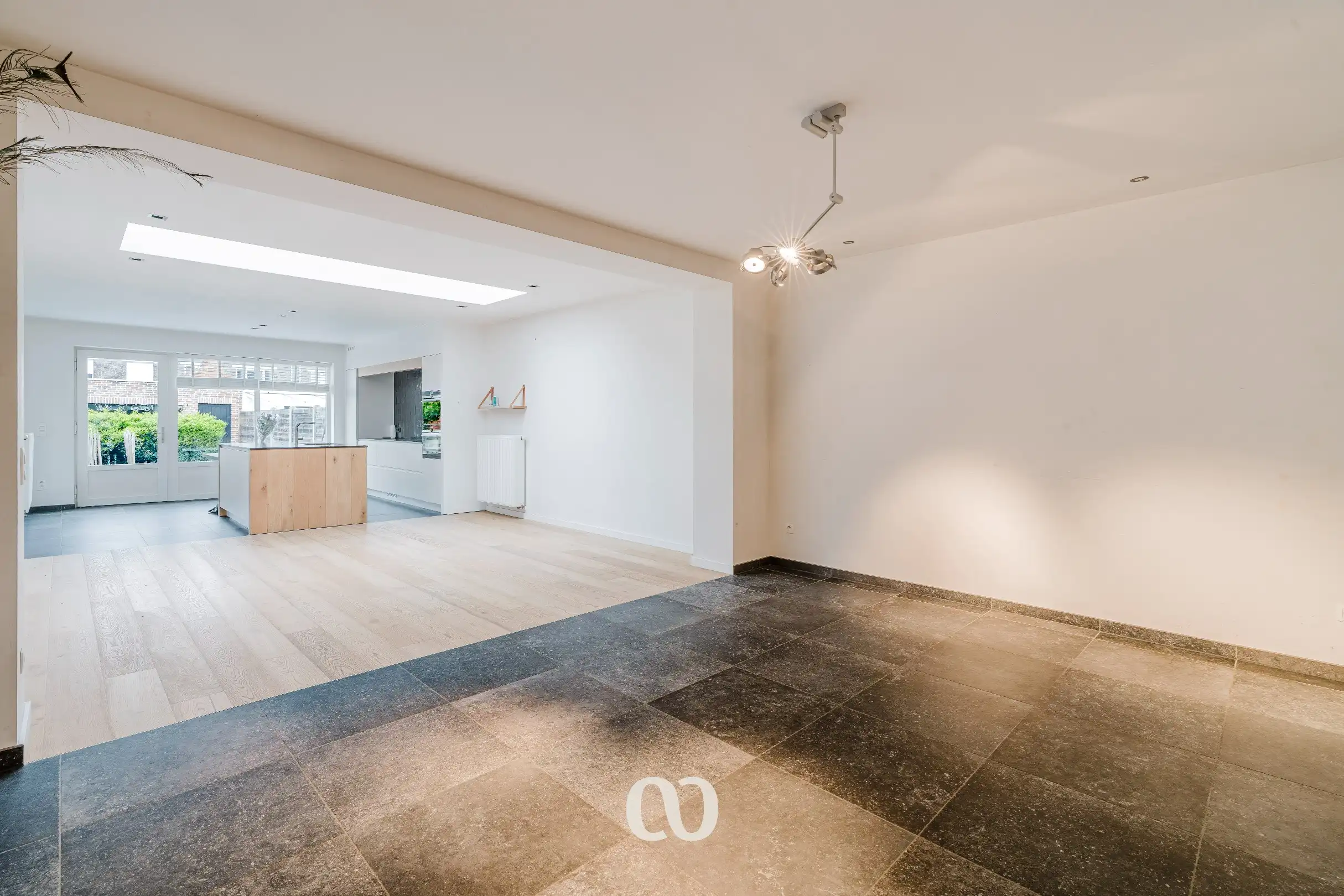 Gezinswoning met 4 slaapkamers, tuin en garage in het centrum van Oudenaarde foto 5