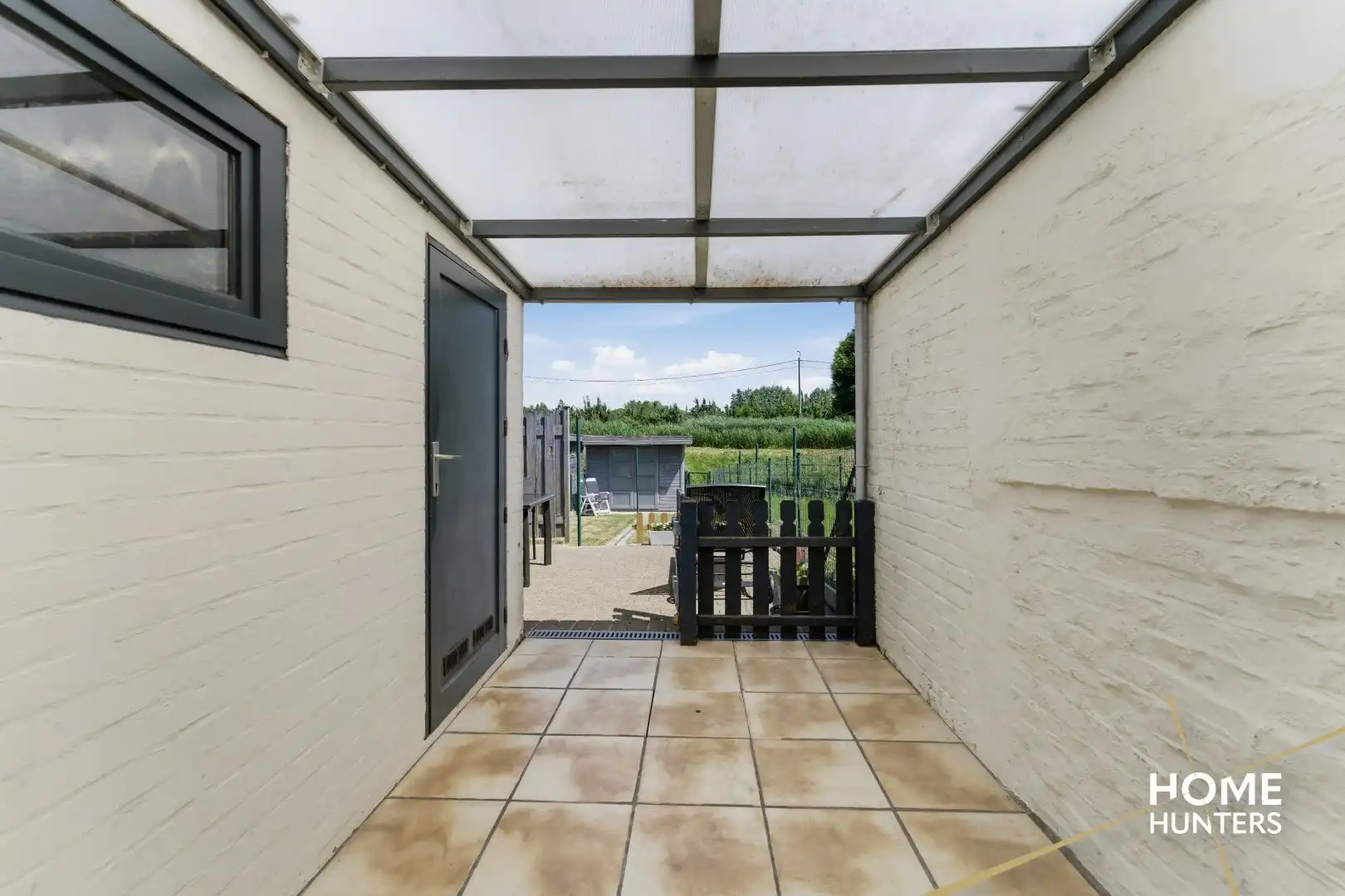 Instapklare woning met prachtige tuin op rustige ligging in Ieper foto 19