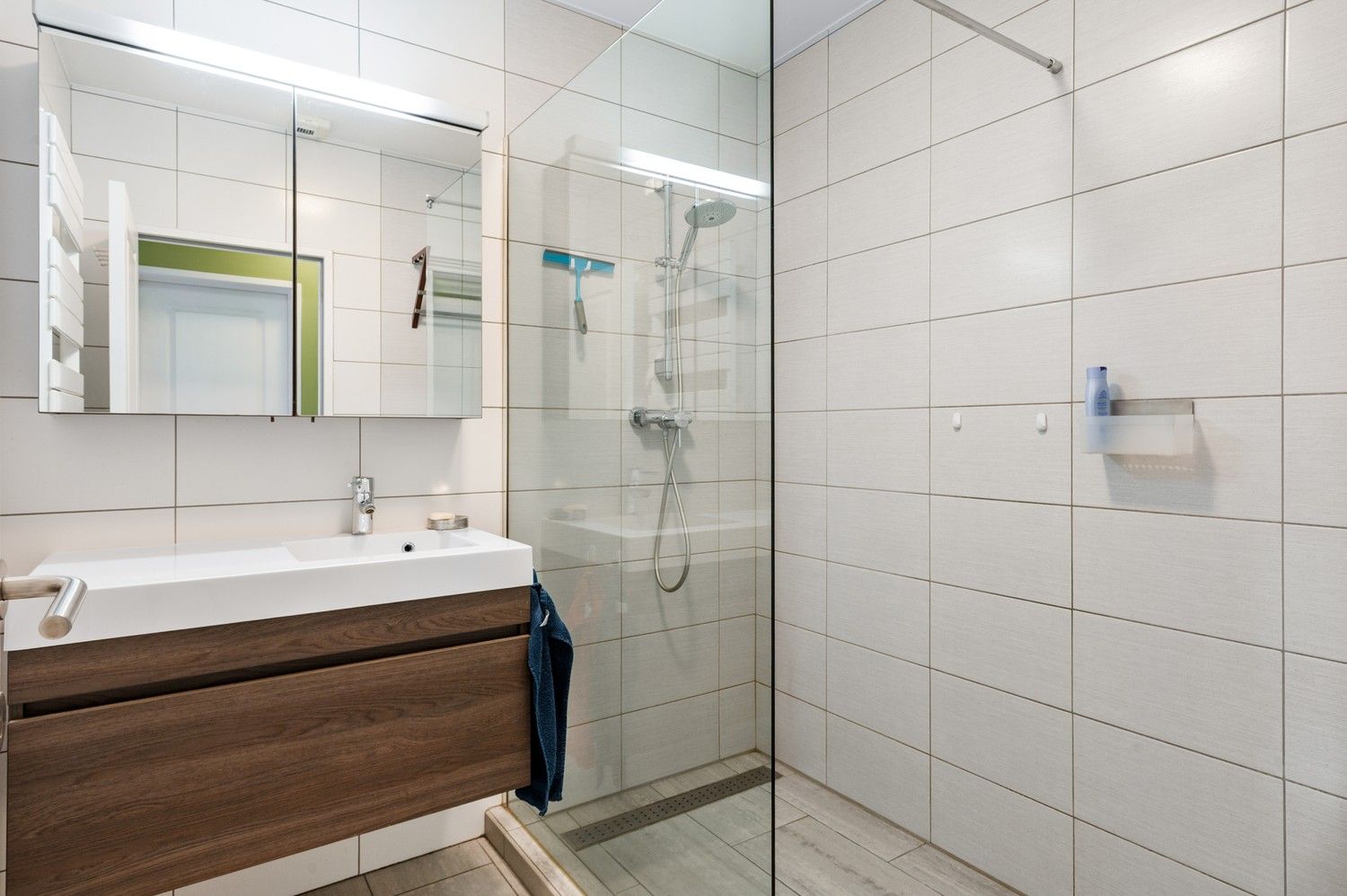 Instapklaar appartement met 2 slaapkamers, zonnige tuin en garage te Wommelgem foto 13