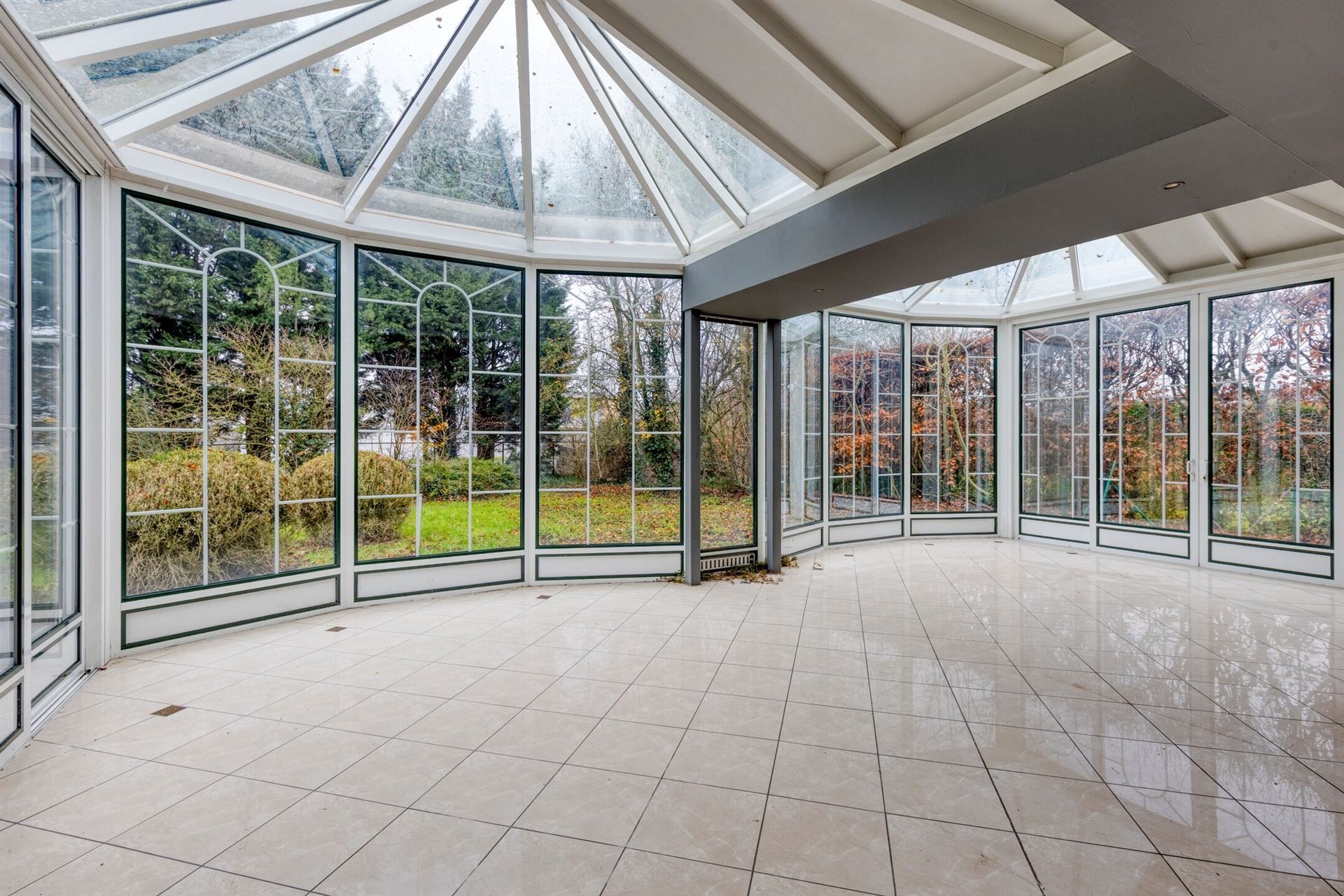 Villa op 1159m² grond. Uitstekend bereikbaar! foto 7