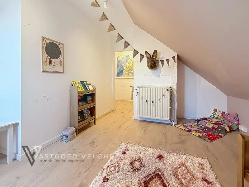 🌿 Goed onderhouden woning met 4 slaapkamers, grote garagebox/werkplaats & energiezuinige voorzieningen in Uikhoven foto 28