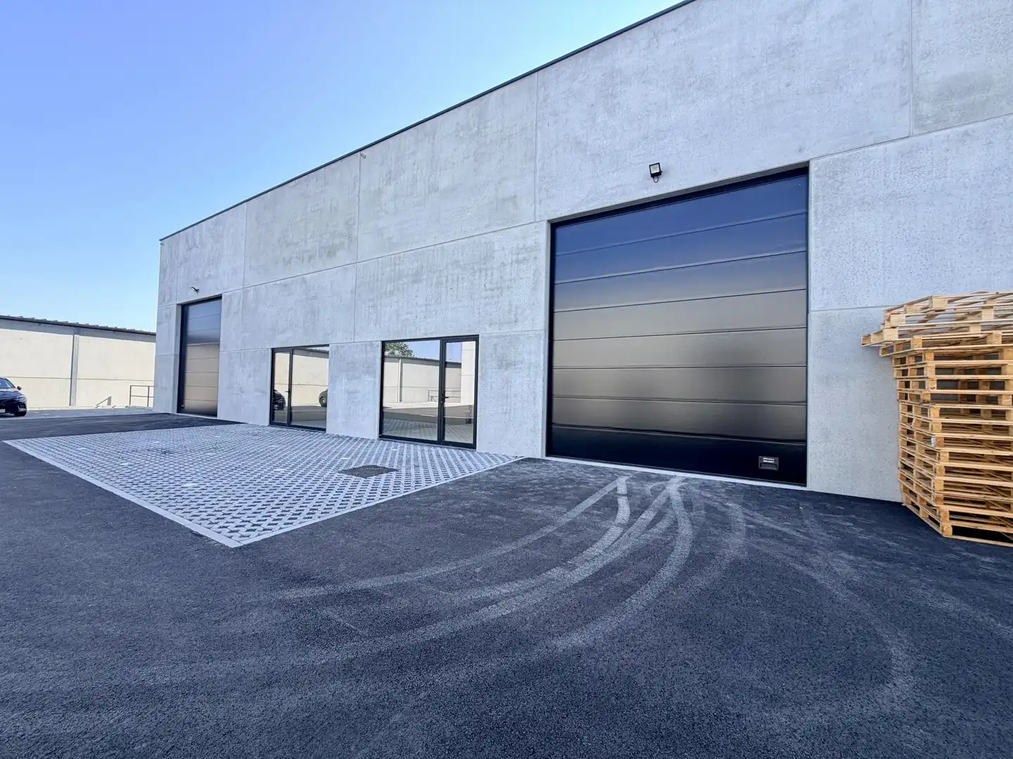 Industrieel-magazijn-logistiek te huur Emiel Clausstraat 41D - 8793 Sint-Eloois-Vijve