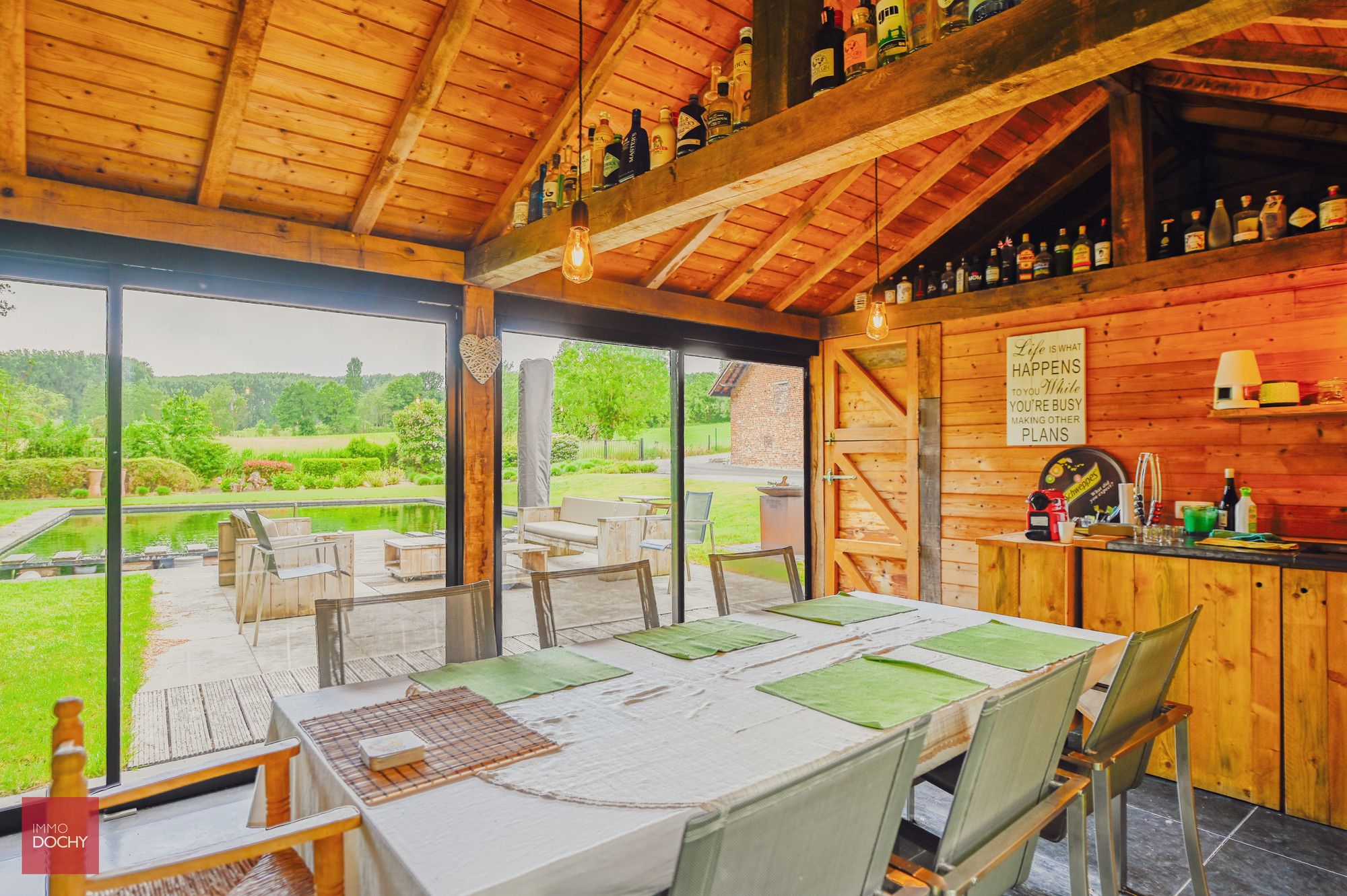 Zeer rustig gelegen instapklaar landhuis met zwemvijver foto 21