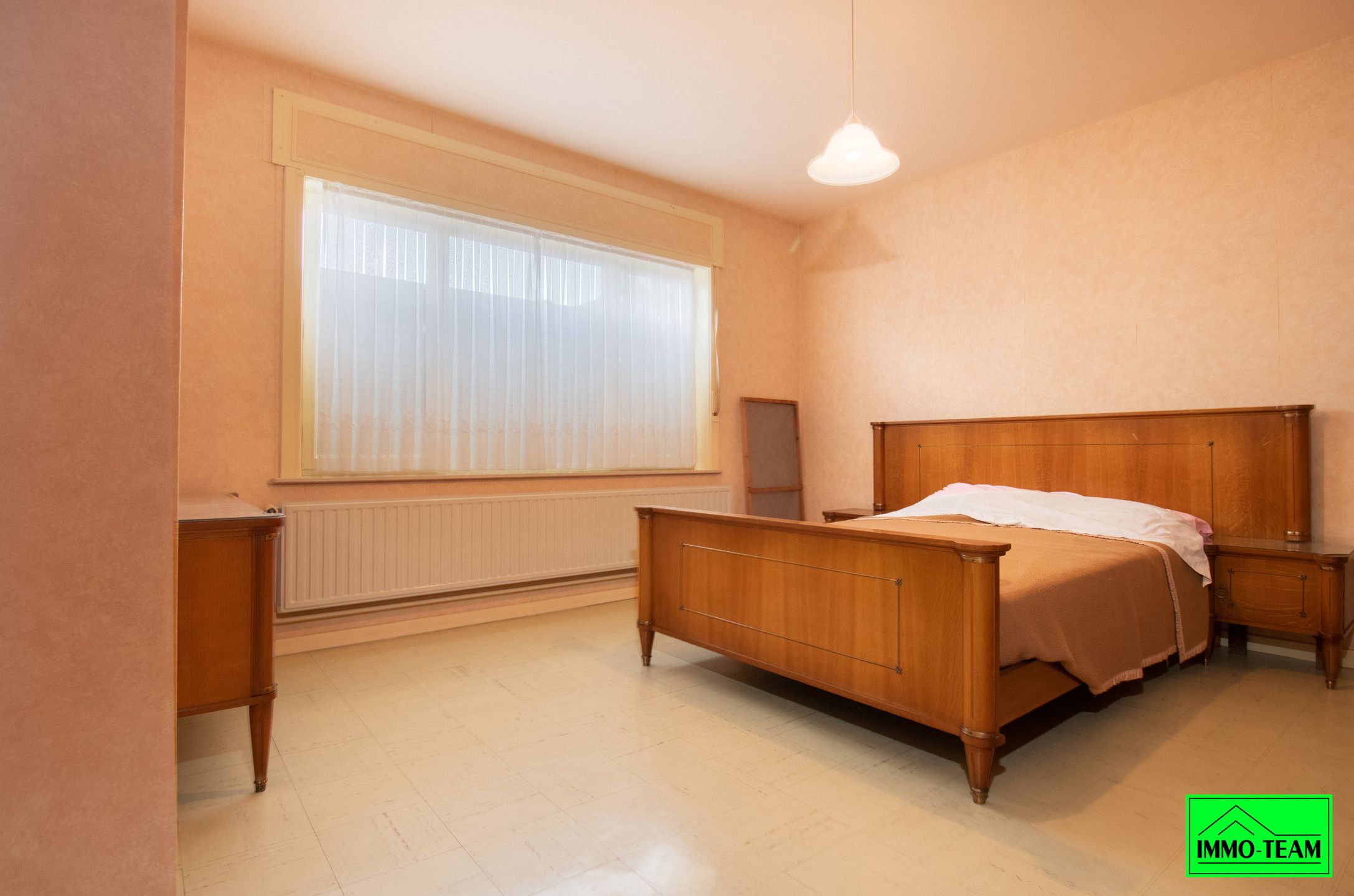 Solide op te frissen 2-gevelwoning met 4 slaapkamers foto 13
