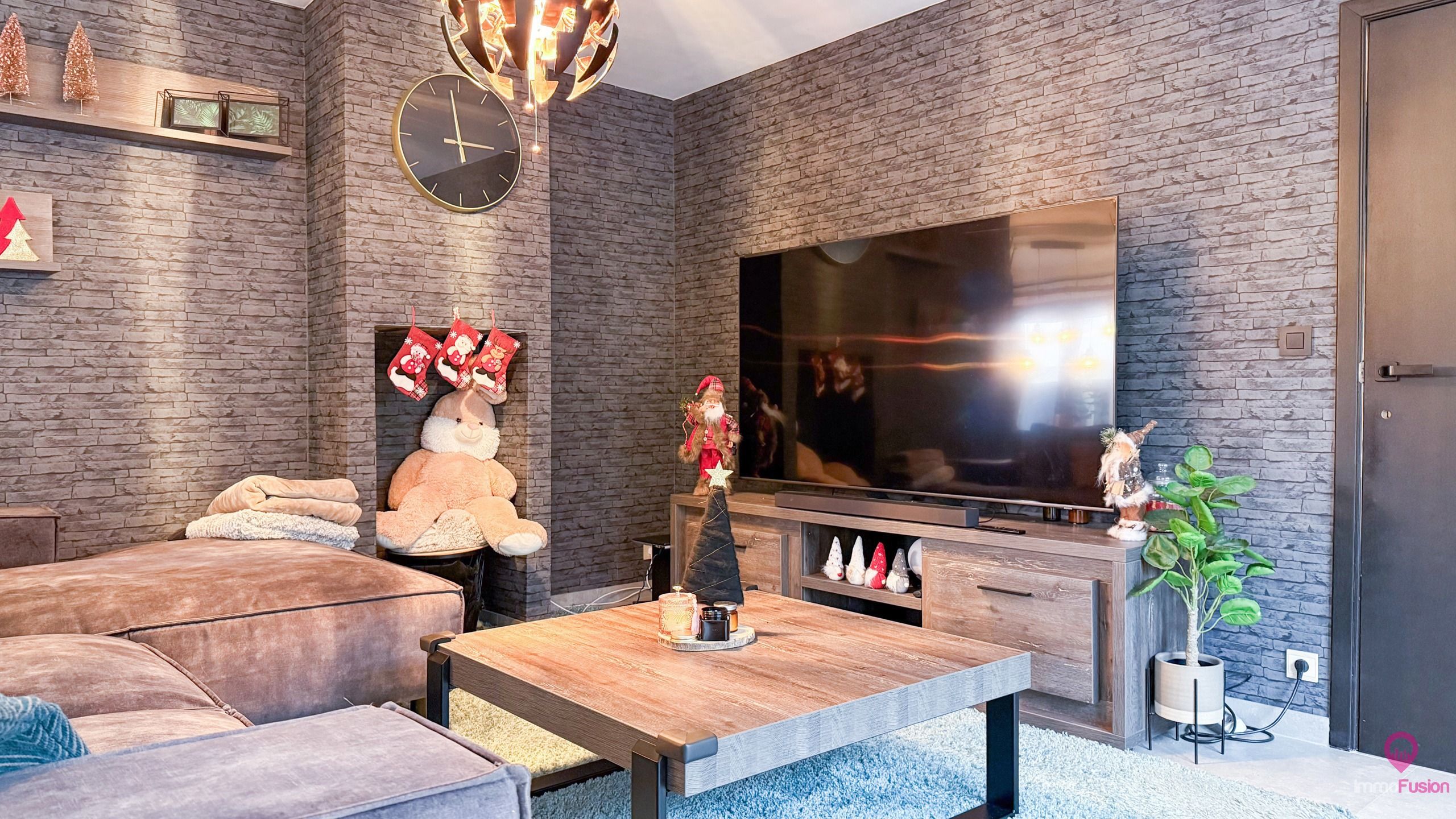 Woning 4 slpk met commerciële vergunning op centrale ligging foto 6