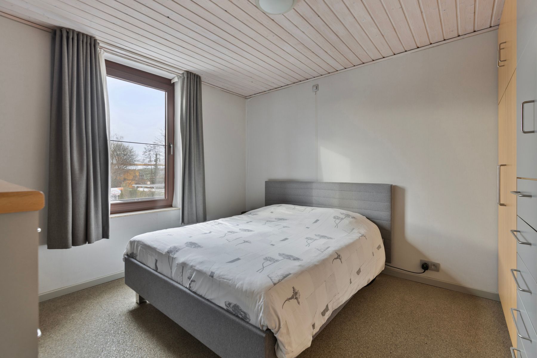 Charmante, gerenoveerde HOB met veranda en tuin in Hasselt – instapklaar en perfect gelegen! foto 25