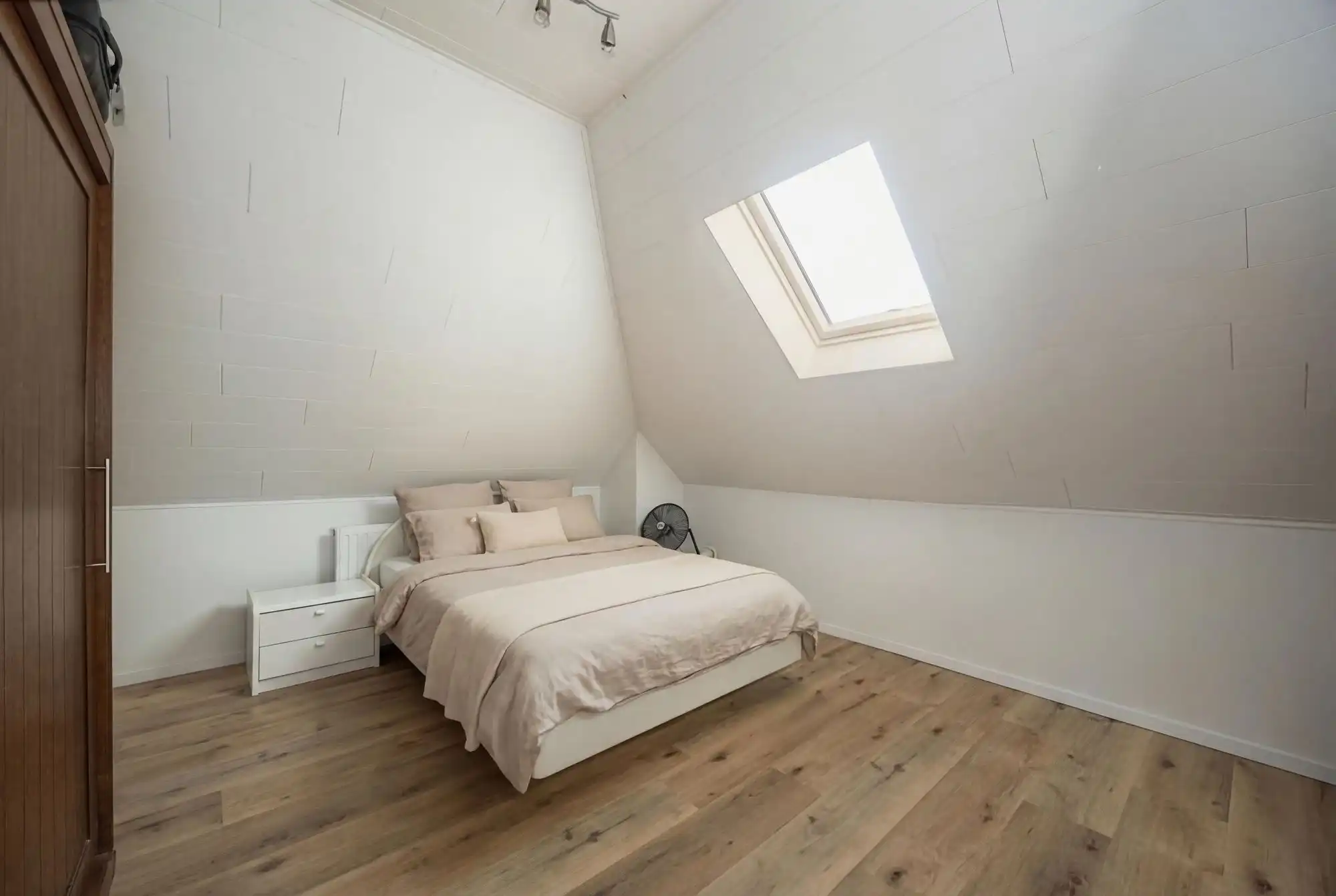 Duplexappartement met 2 slaapkamers en garagebox foto 7