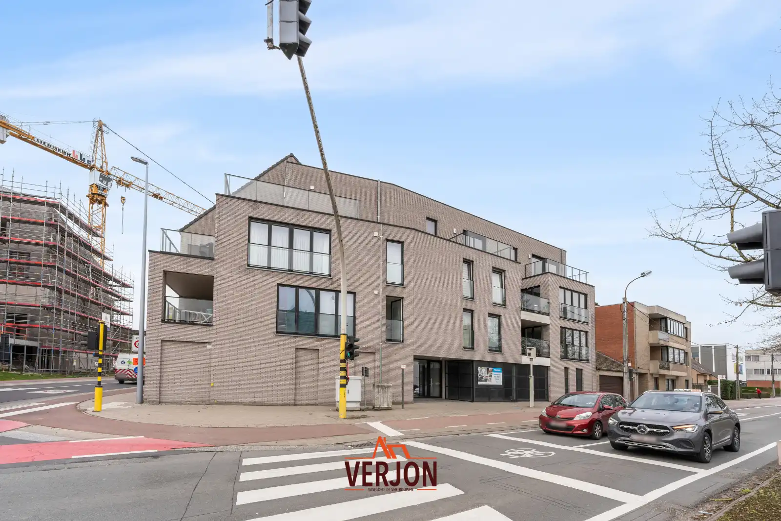 Ruim en lichtrijk penthouse met 2 terrassen nabij centrum Roeselare foto 14