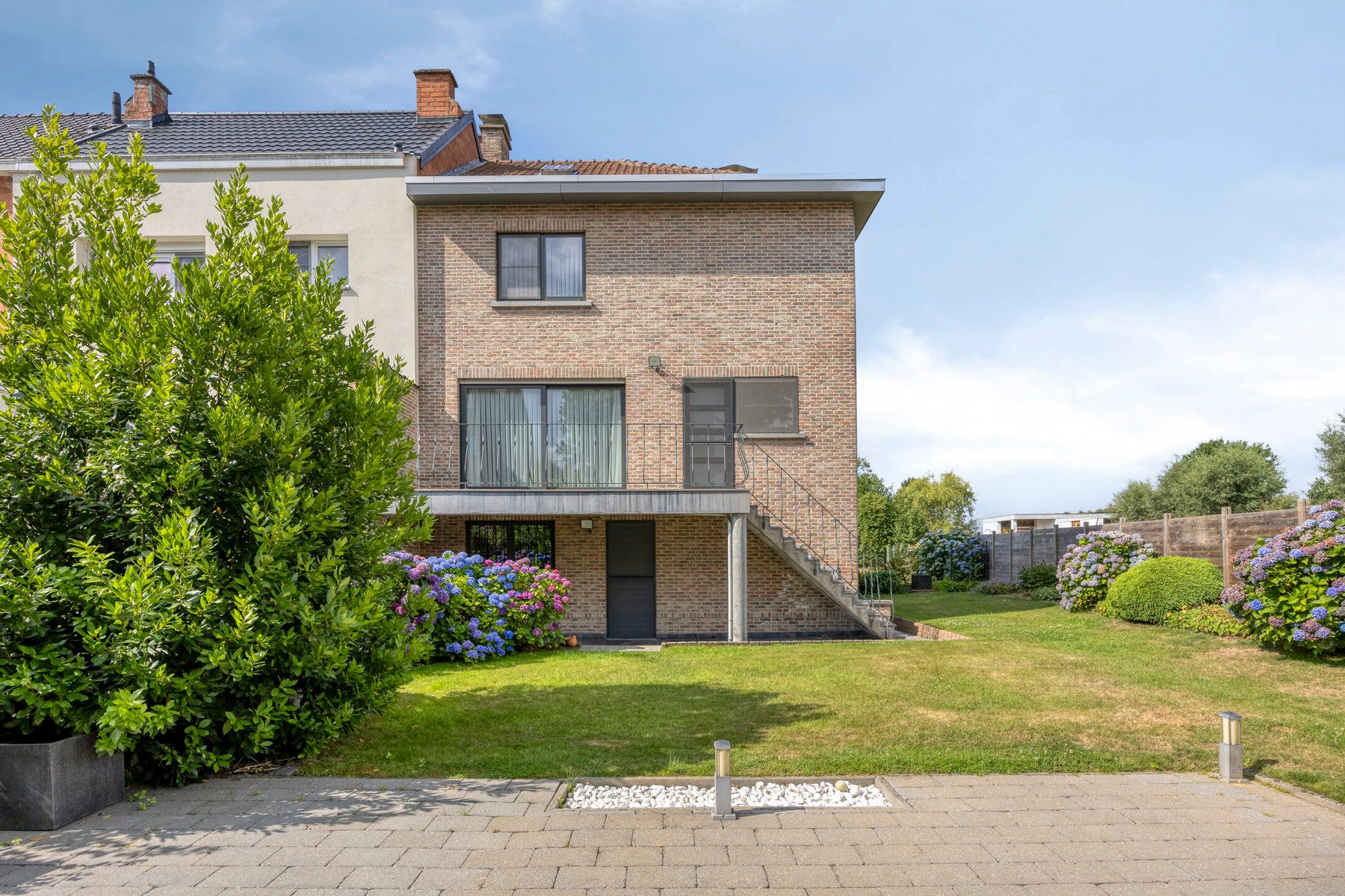 HOB - Bel étage met 3 slaapkamers, tuin, garage en EPC B! foto {{pictureIndex}}
