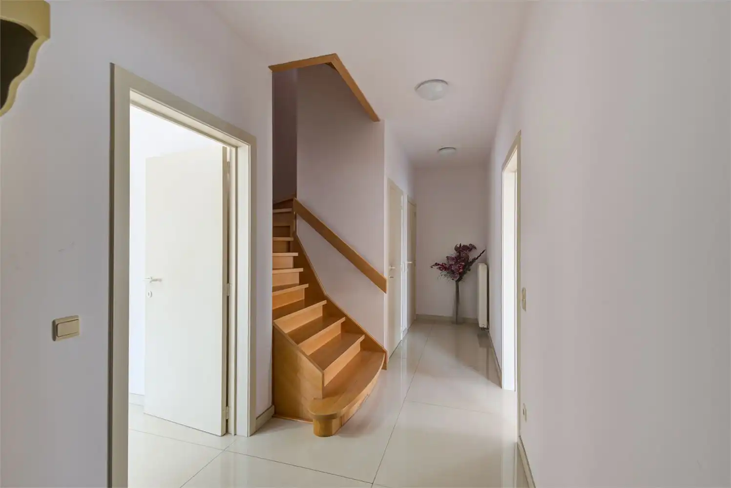 UNIEKE VILLA MET 6 SLAAPKAMERS EN 3 BADKAMERS IN VELDWEZELT foto 14