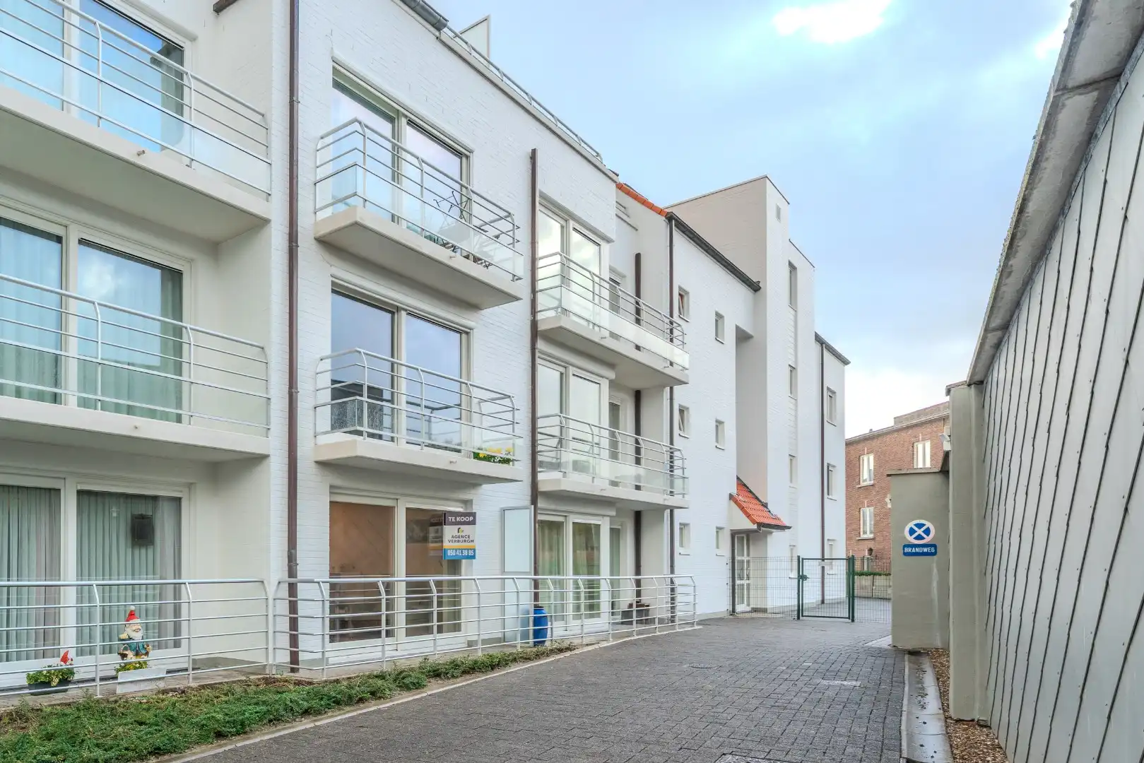 Instapklare gelijkvloerse studio nabij zee foto 14