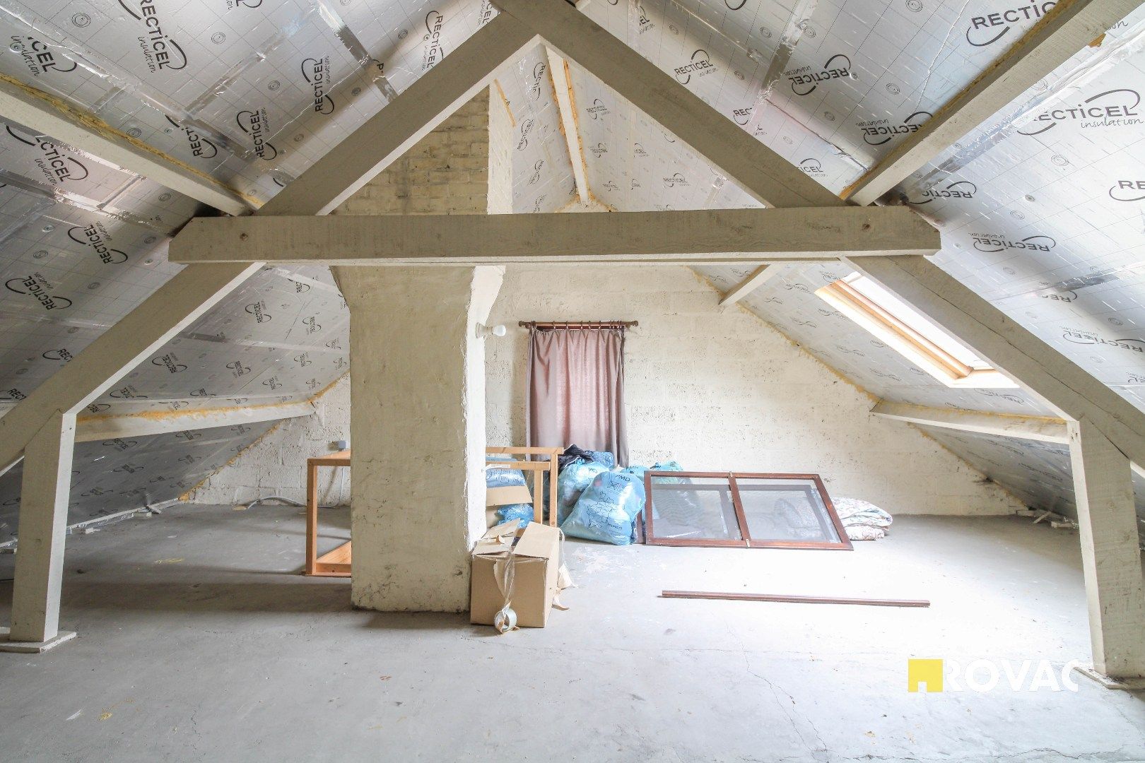 Rustig gelegen rijwoning met tuin en garage! foto 18