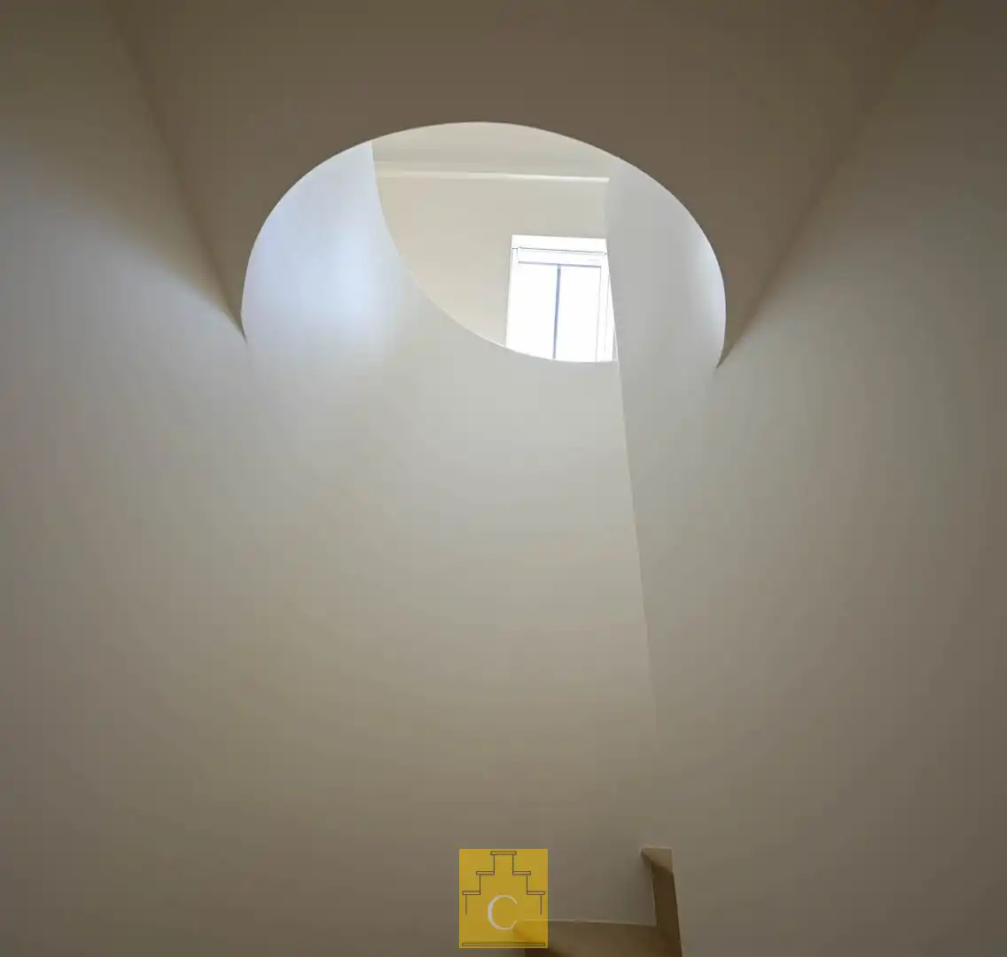 pas gerenoveerd diephuis op iconisch stadsplein, een meesterwerk van historiek en hedendaagse luxe foto 32