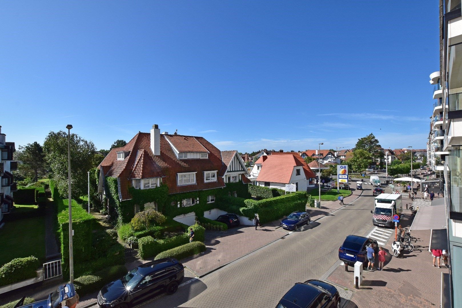 Prachtig gerenoveerd en zonovergoten appartement op de Kustlaan in het Zoute foto 20