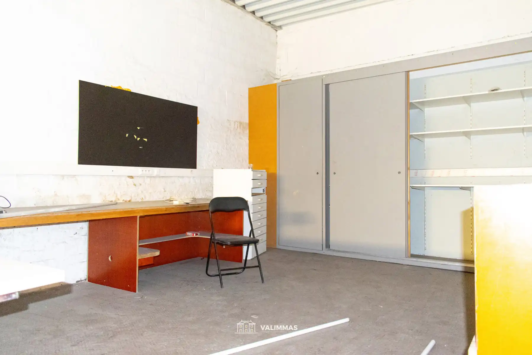 Handelsruimte/opslagplaats met parking (voormalige Gamma) foto 19