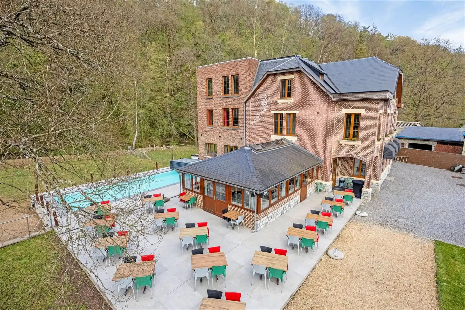 Ruime opbrengsteigendom te koop in Durbuy foto 53