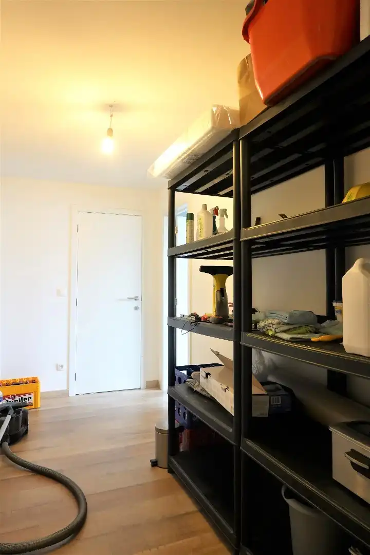 Ruim gelijkvloers appartement met koertje  foto 7