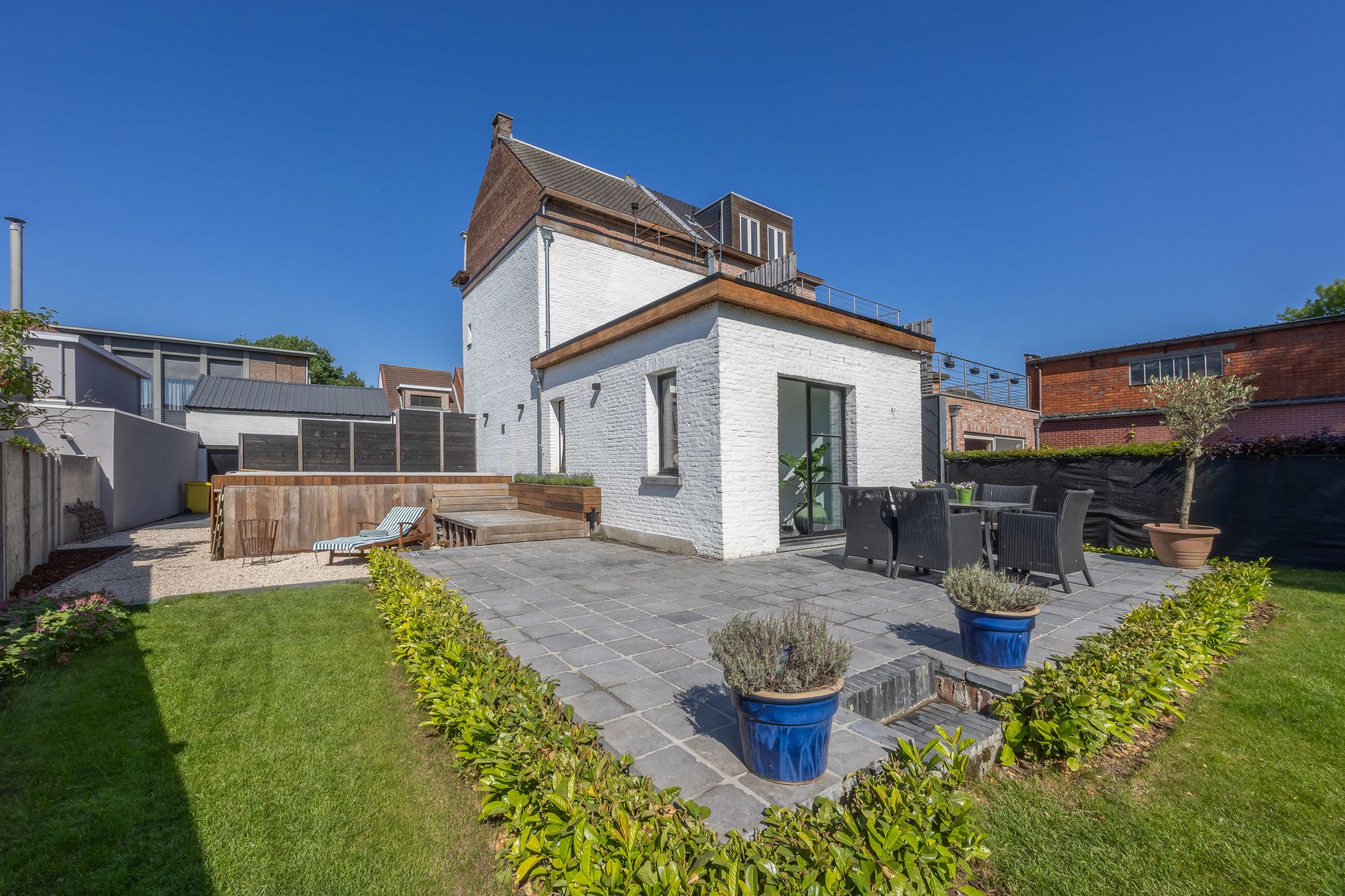 Karaktervolle herenwoning met bijgebouw in dorpskern foto 31