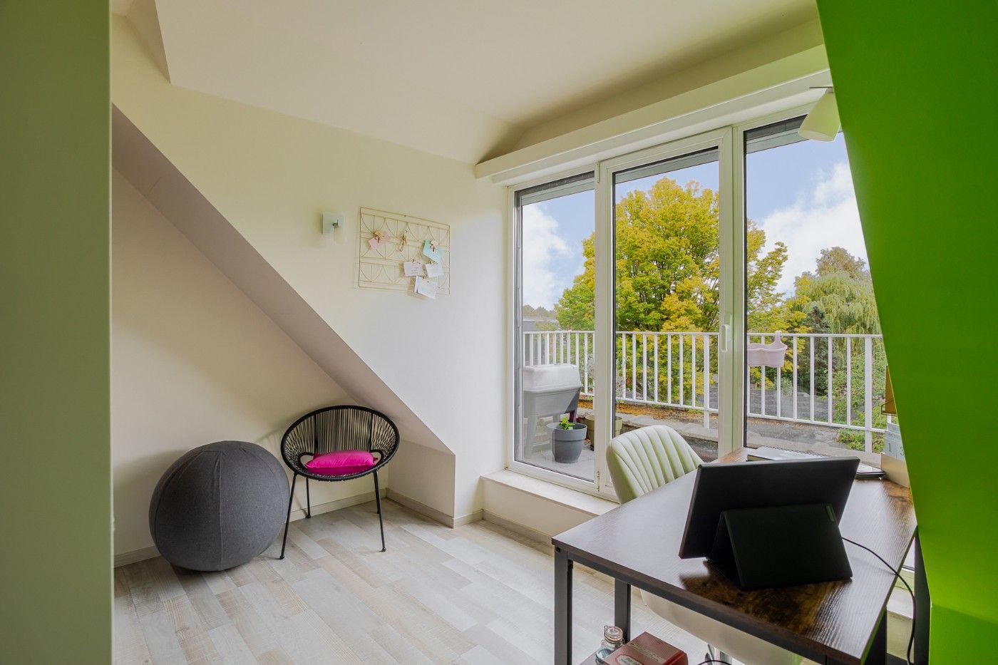 Gezellig, instapklaar dakappt. met 2 slpk. en ruim balkon foto 15