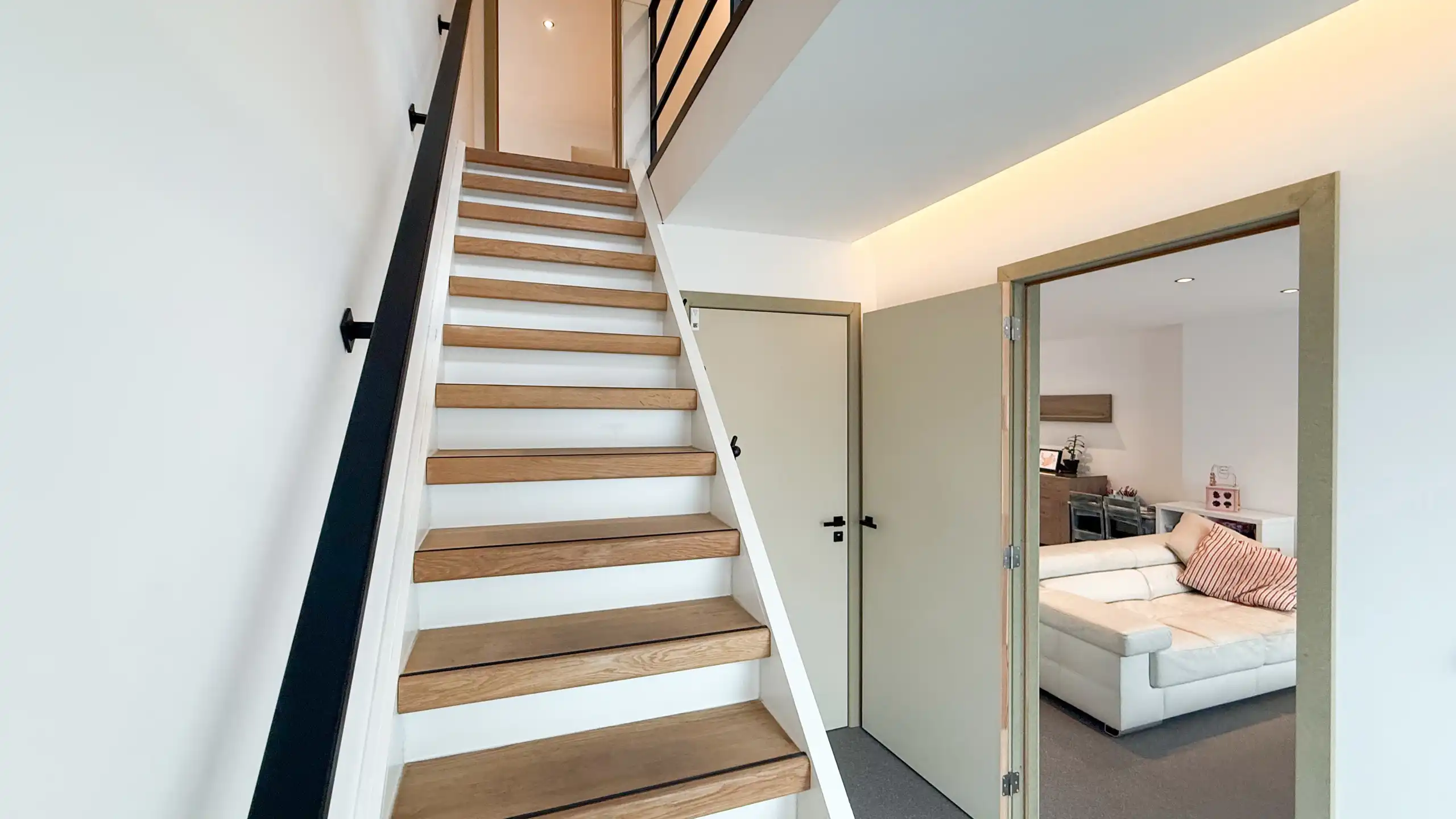 Gerenoveerde woning met veel ruimte en 6 slaapkamers! foto 21