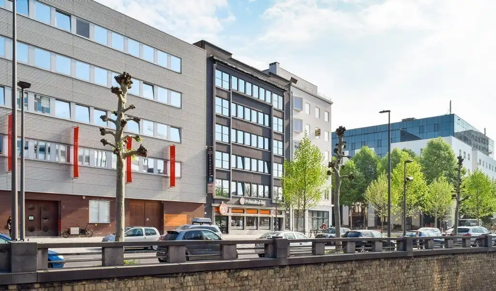 Vernieuwde kantoren te huur vlakbij Eilandje in Antwerpen foto 17