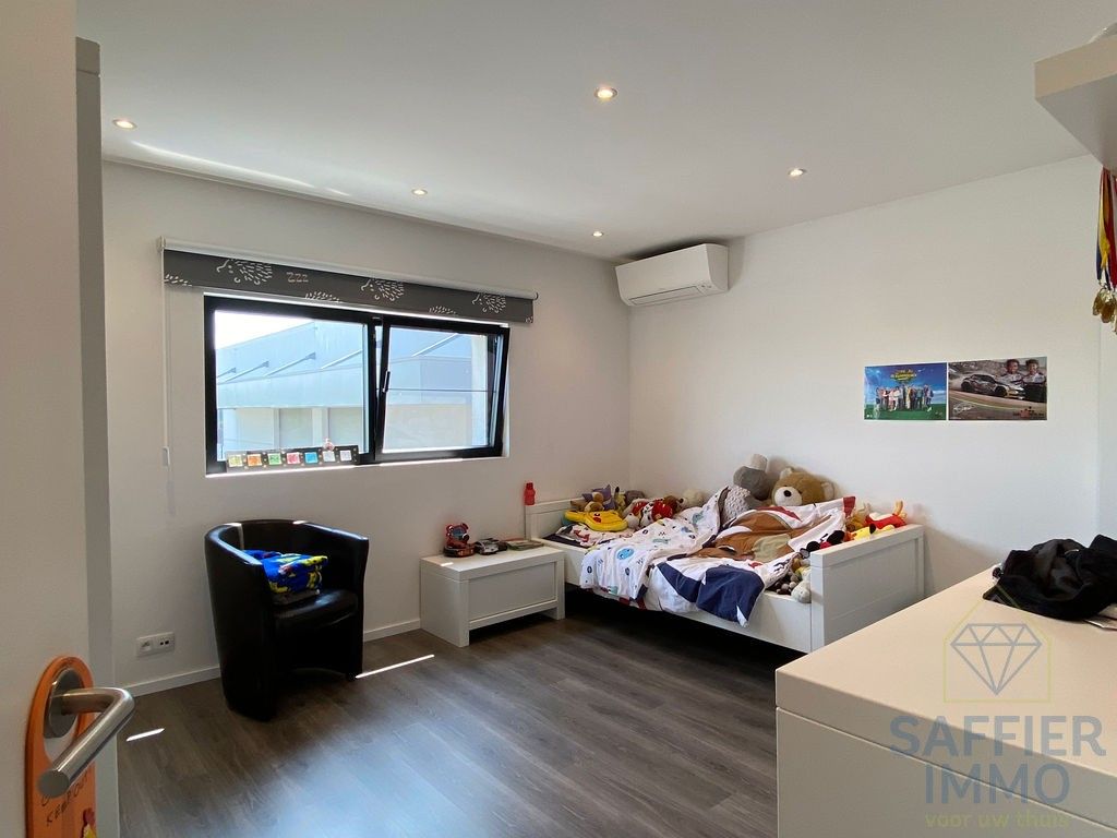 Ruime woning met 4 slaapkamers te huur in Pittem foto 16