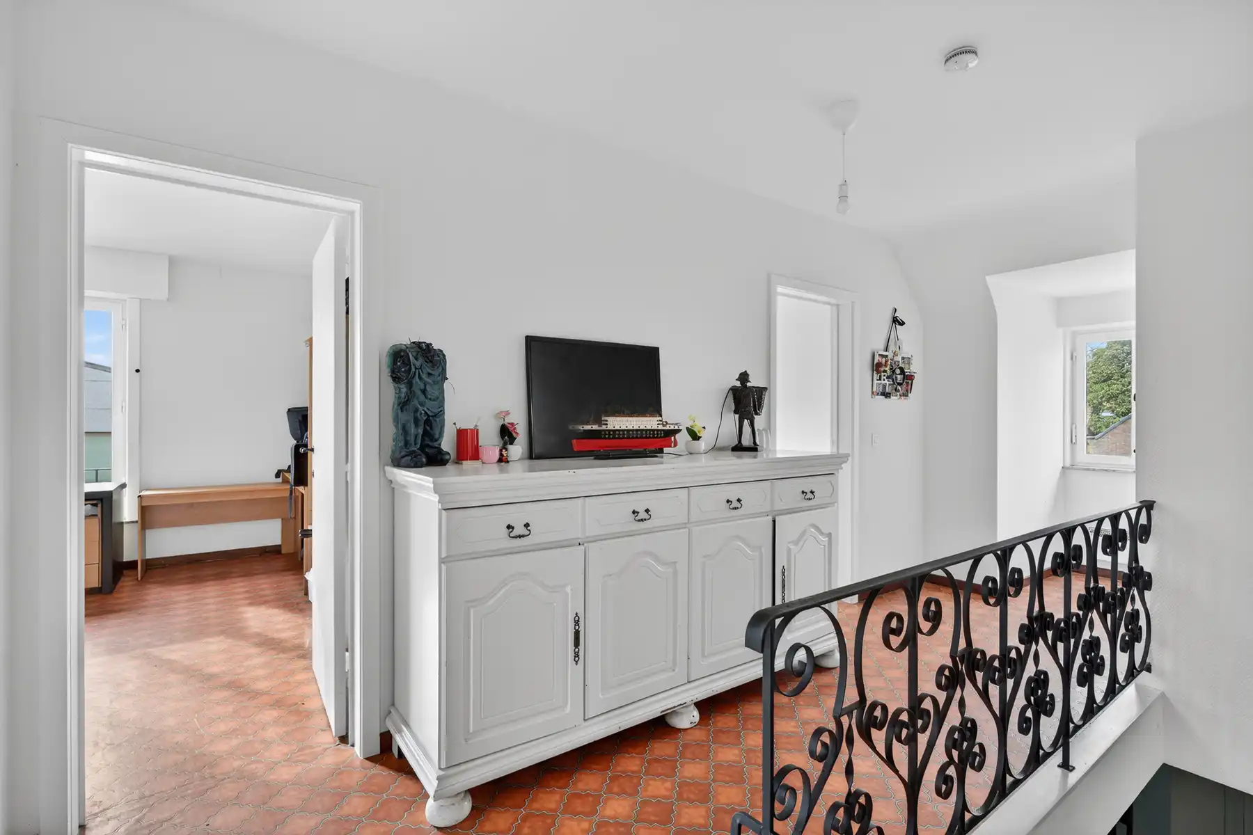 Alleenstaande 3 slpk. woonst met zonnige tuin foto 12