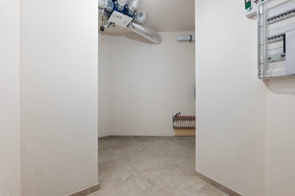 2-SLP APPARTEMENT OP 1STE VERDIEP MET RUIM TERRAS foto 19