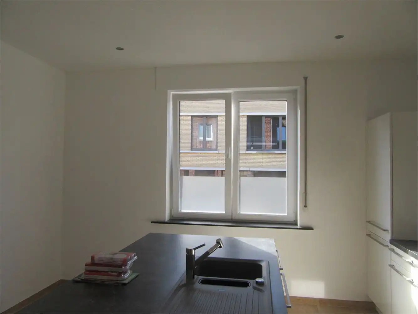 Rijwoning met modern interieur foto 6